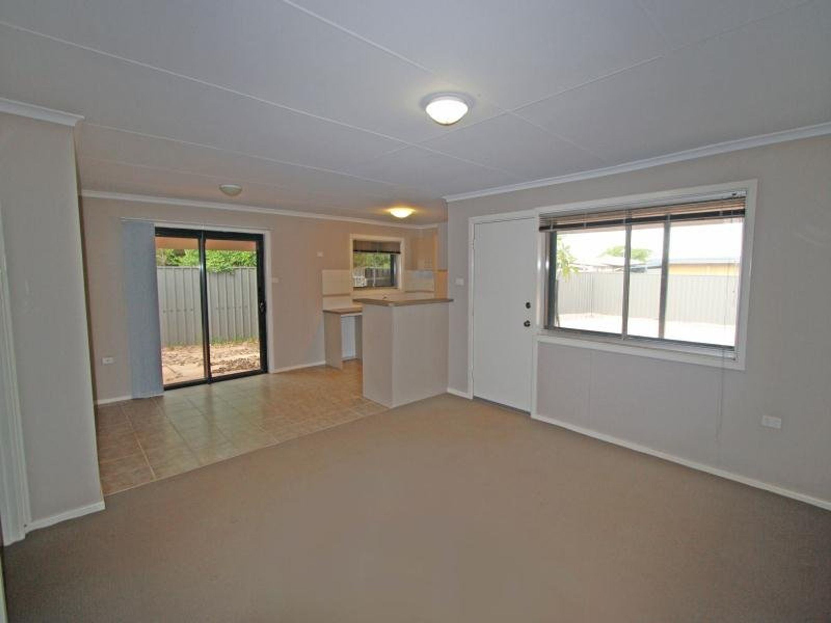 9/1 Brown Place, South Hedland, South Hedland - Thumbnail 2