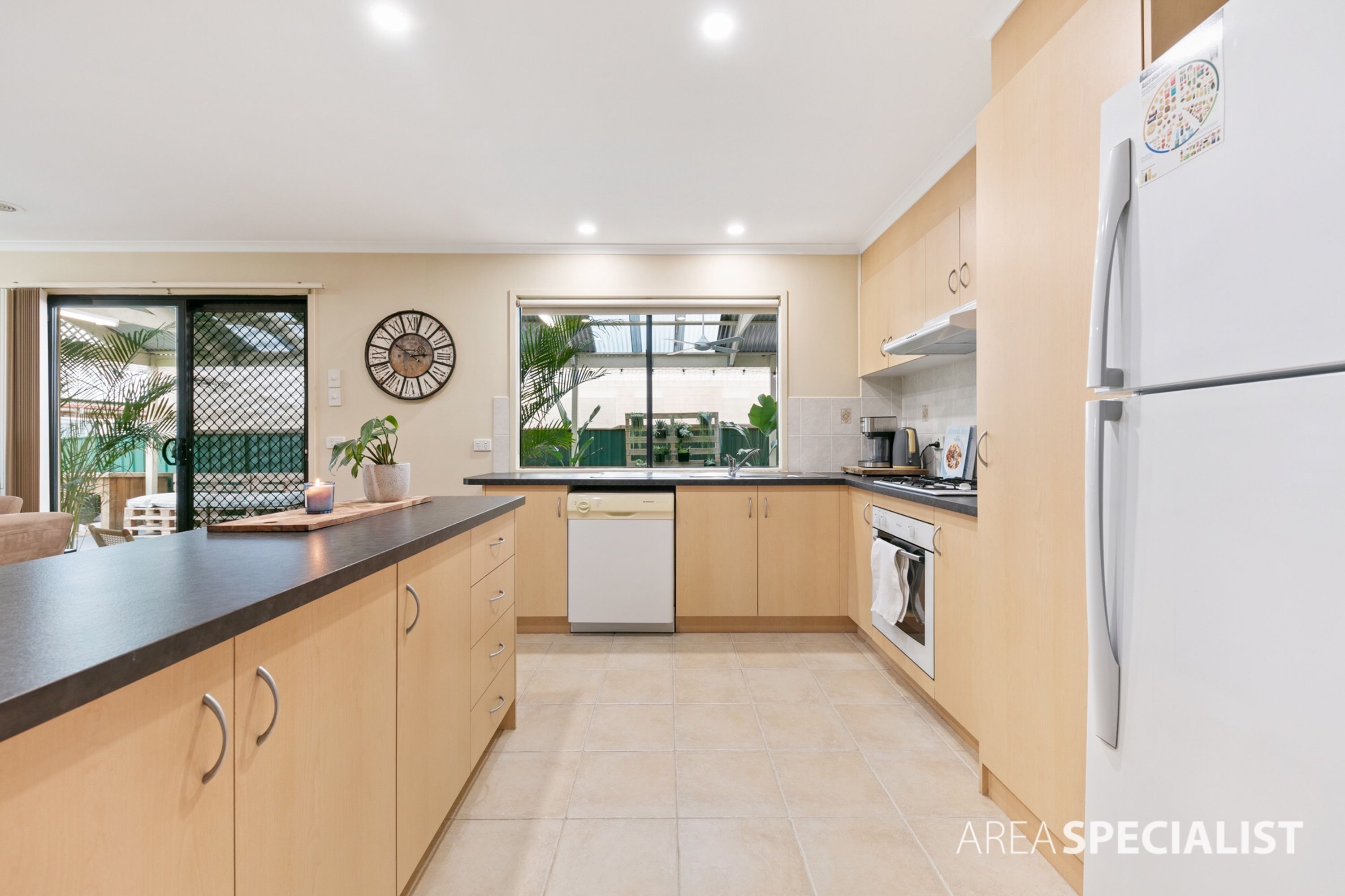 11 McQuillan Way, Burnside VIC 3023, Burnside - Thumbnail 7