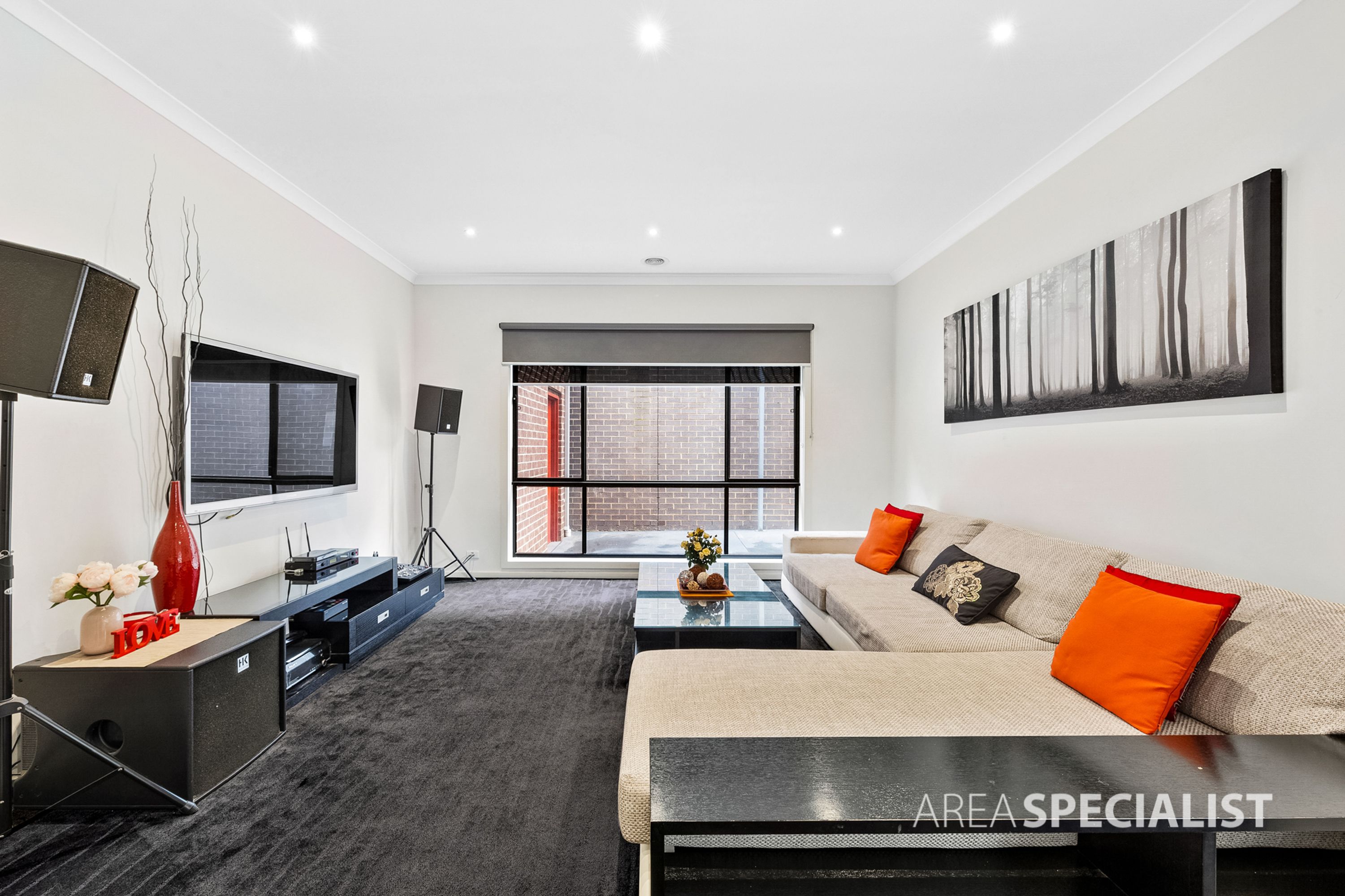 11 Tatterson Way, Caroline Springs VIC 3023, Caroline Springs - Thumbnail 3