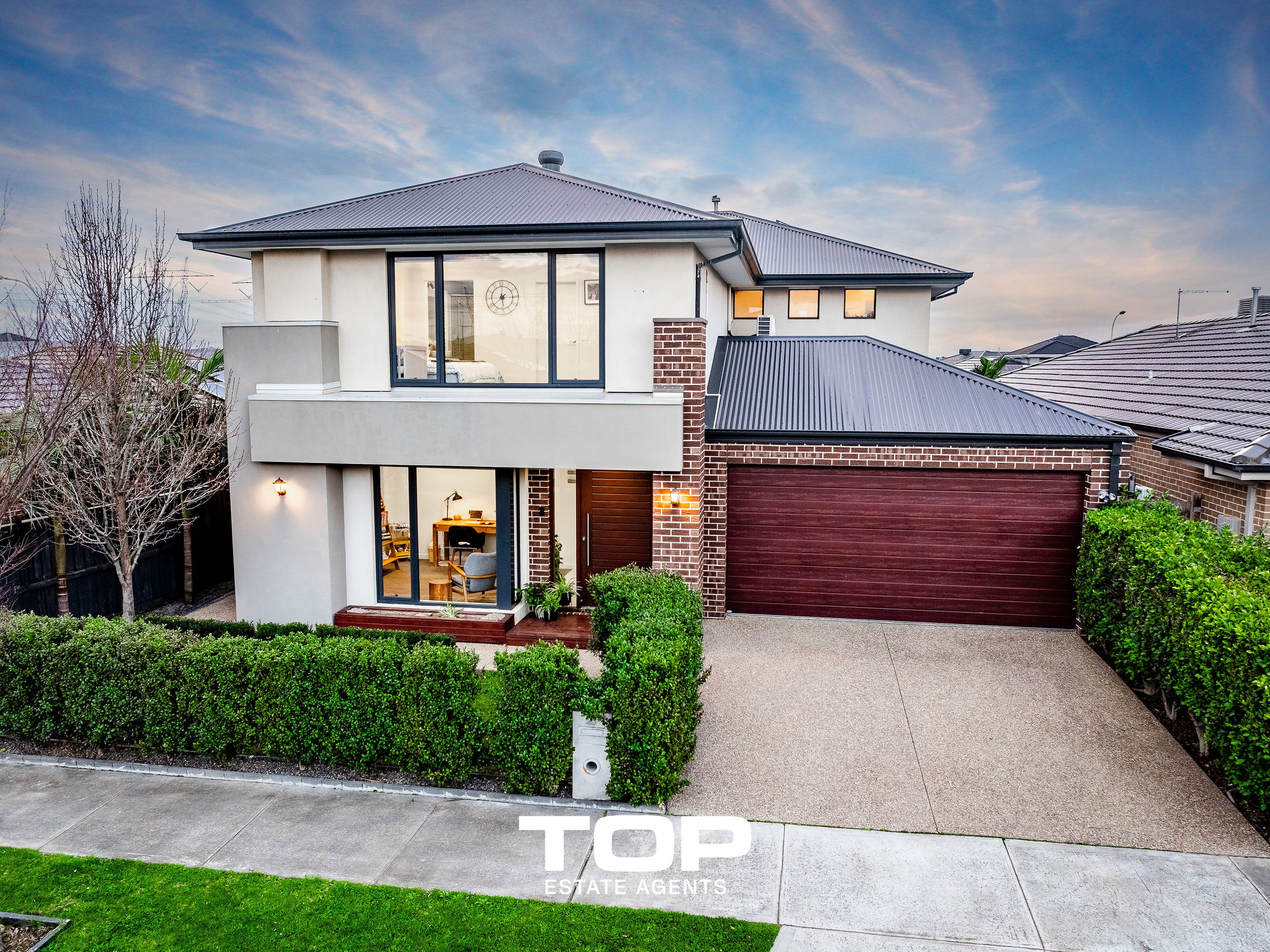26 Dolomite Boulevard, Clyde North - Thumbnail 2