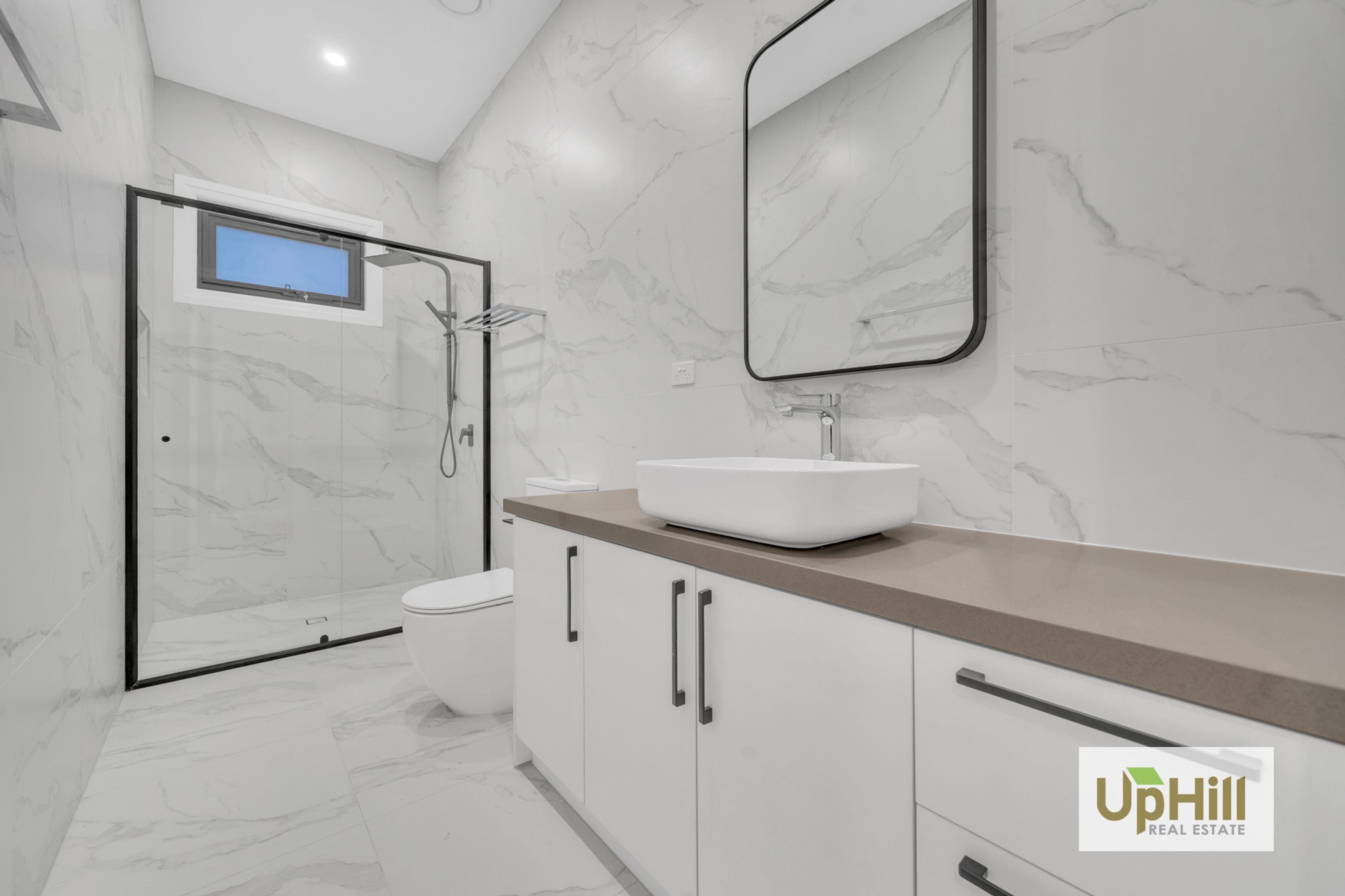 36 Gallant Drive, Clyde North - Thumbnail 8