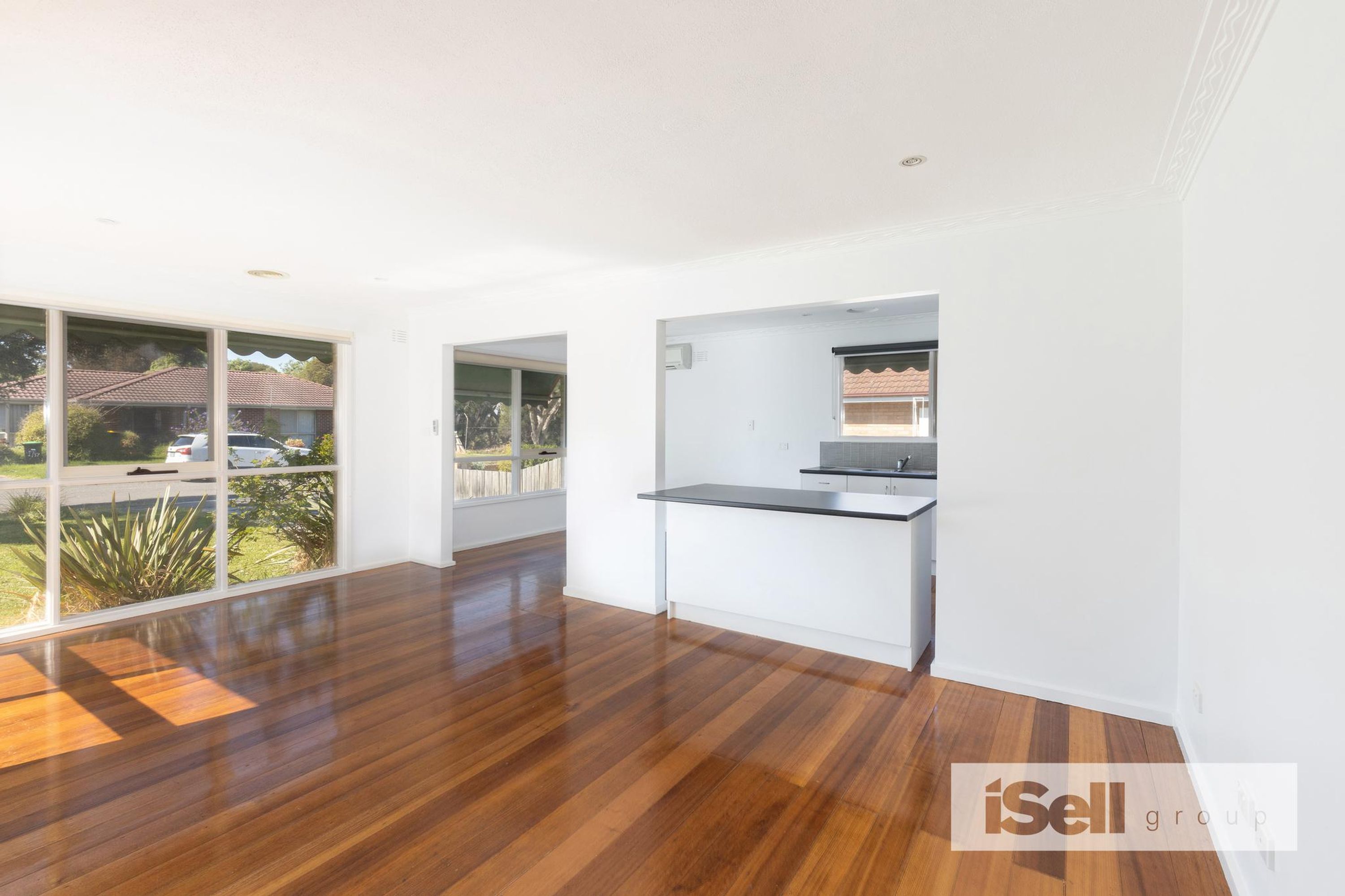 4 Audrey Street, Springvale - Thumbnail 2