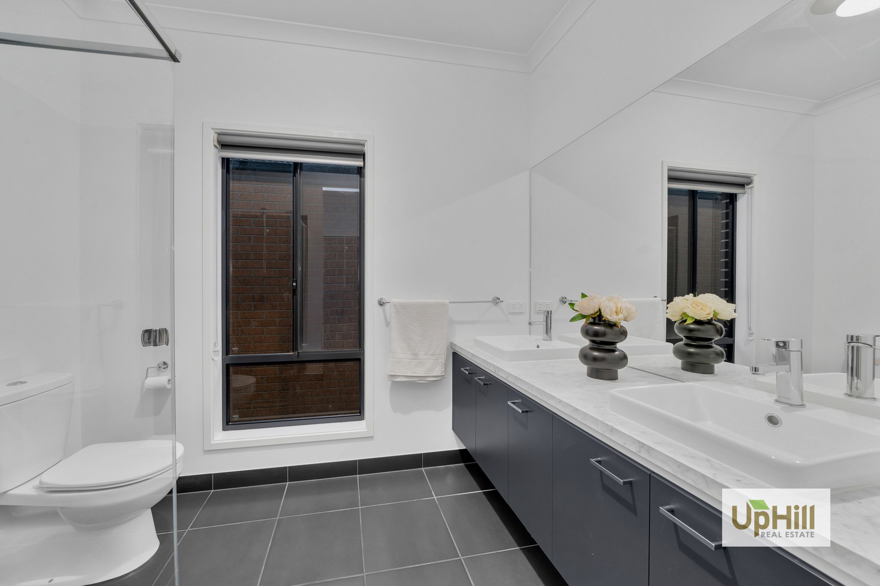 17 Gilcambon Way, Clyde North - Thumbnail 5