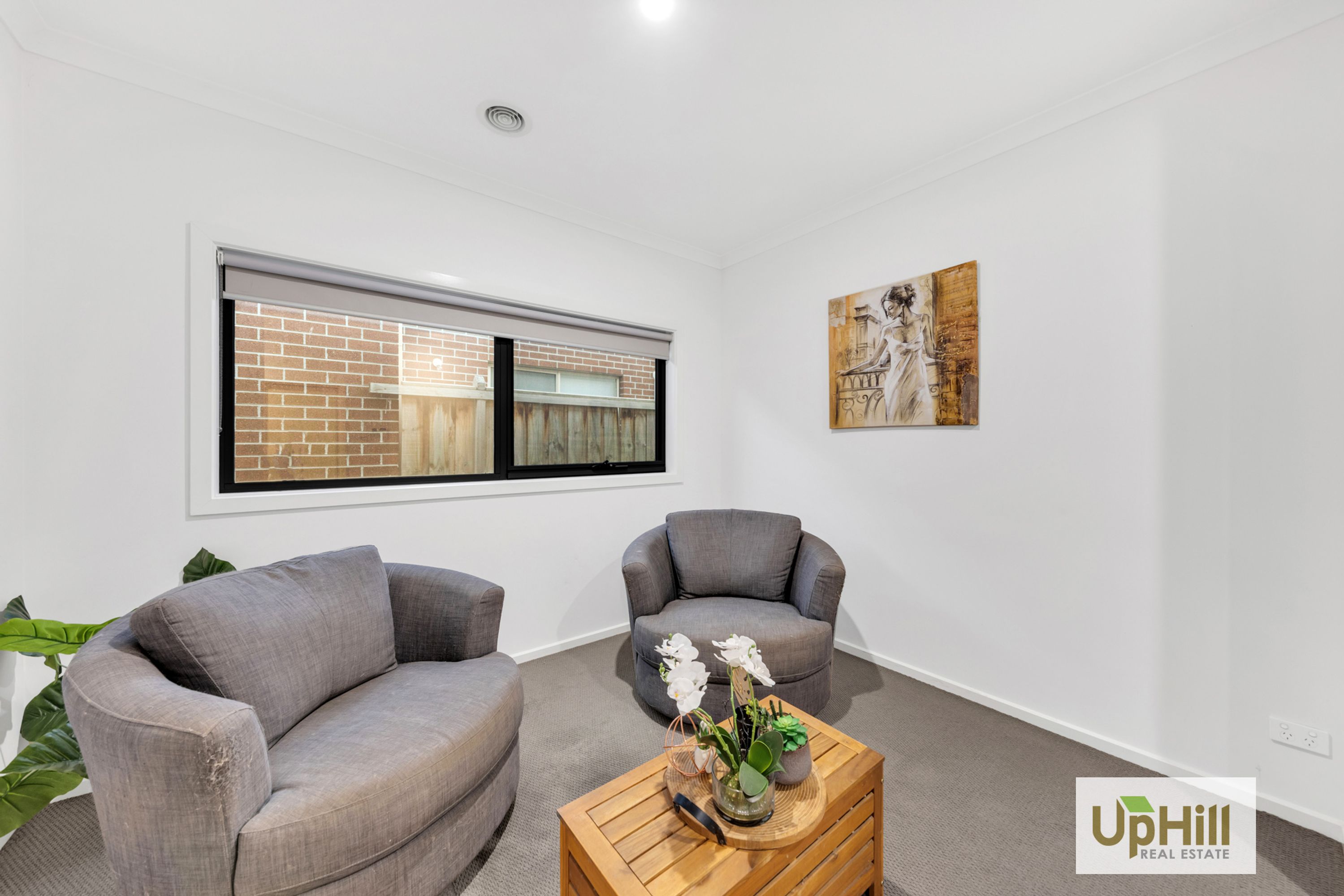 19 Affleck Street, Cranbourne East - Thumbnail 4