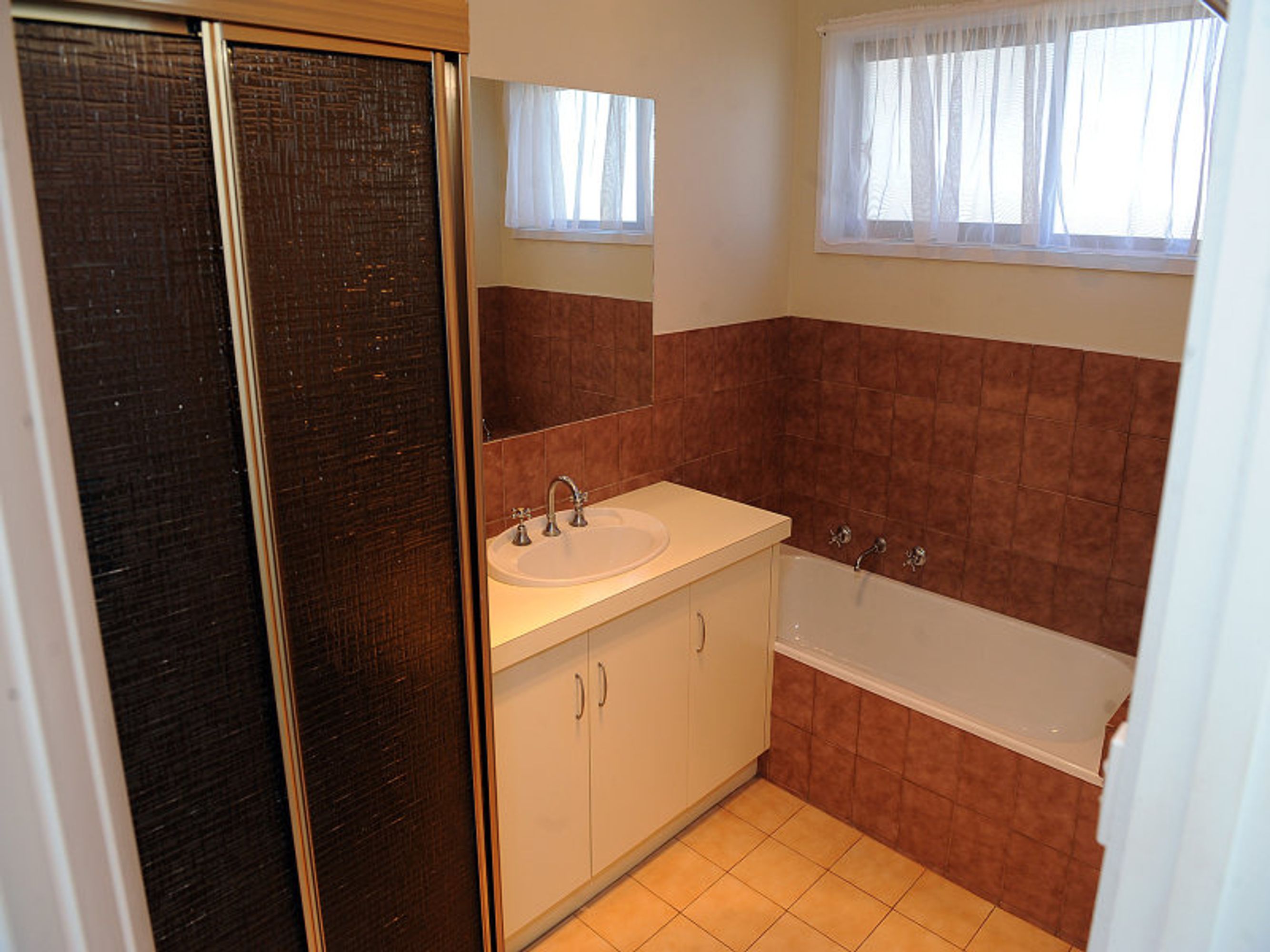 2/4 Young Street, Horsham VIC 3400, Horsham - Thumbnail 4