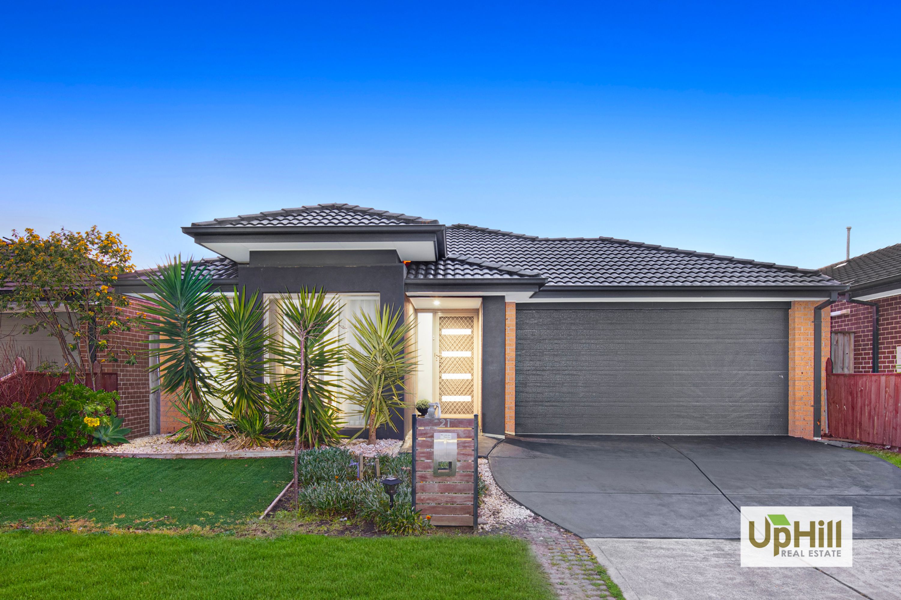 21 Glenelg Street, Clyde North - Thumbnail 2