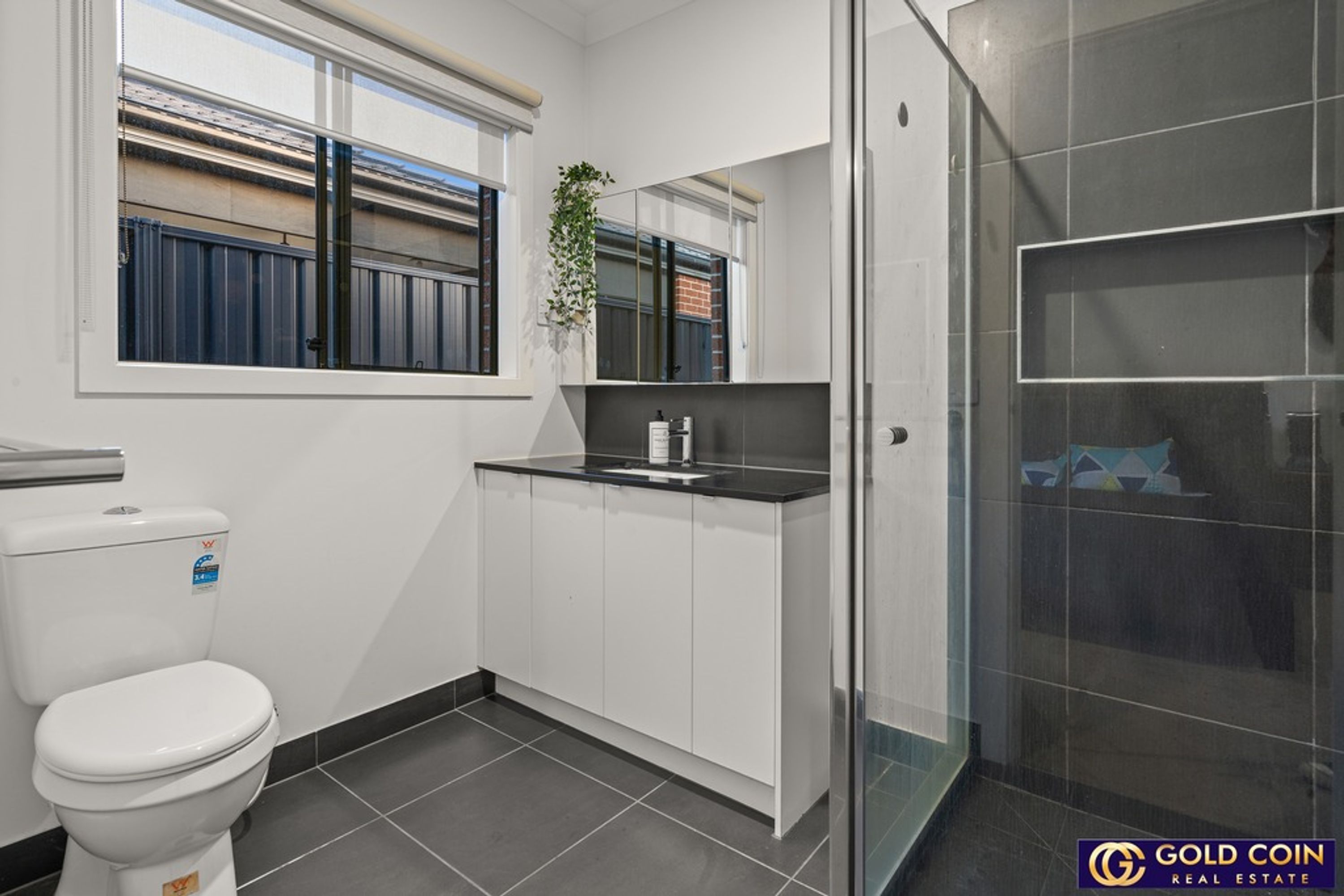 49 Wonnangatta Crescent, Weir Views - Thumbnail 4