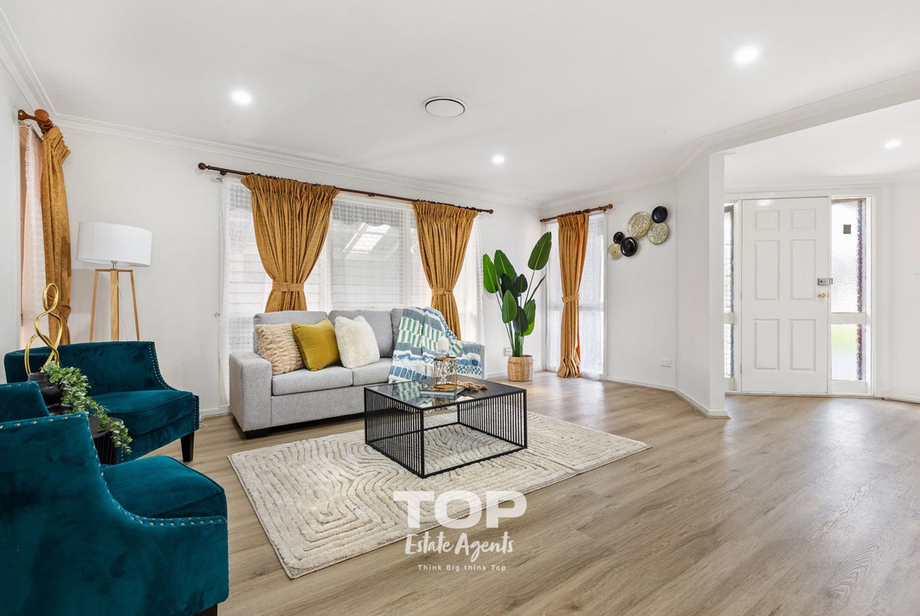 11 Franks Way, Cranbourne North - Thumbnail 2
