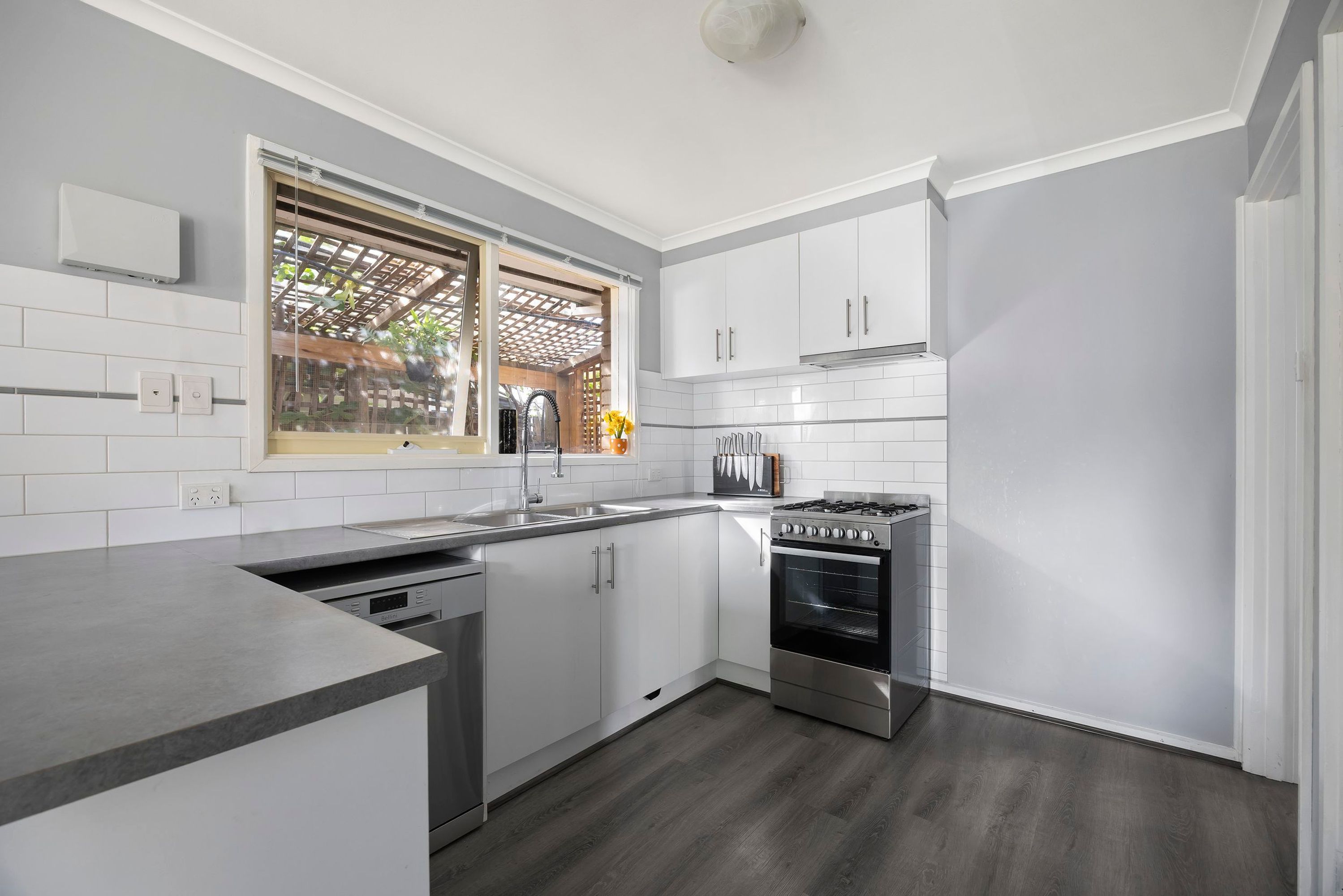 2 Kinkora Road, Melton, VIC 3337, Melton - Thumbnail 4