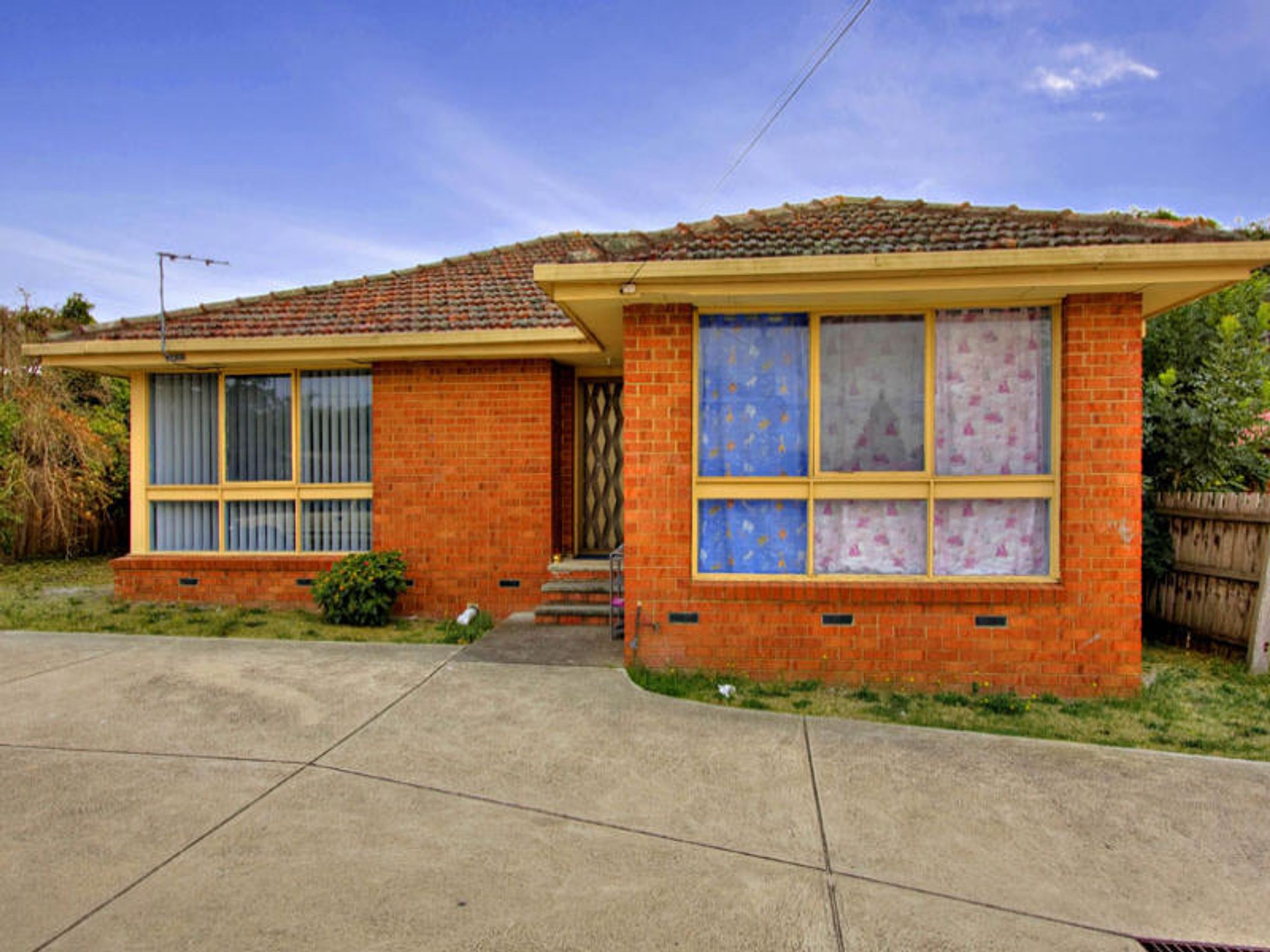 1B Sharon Road