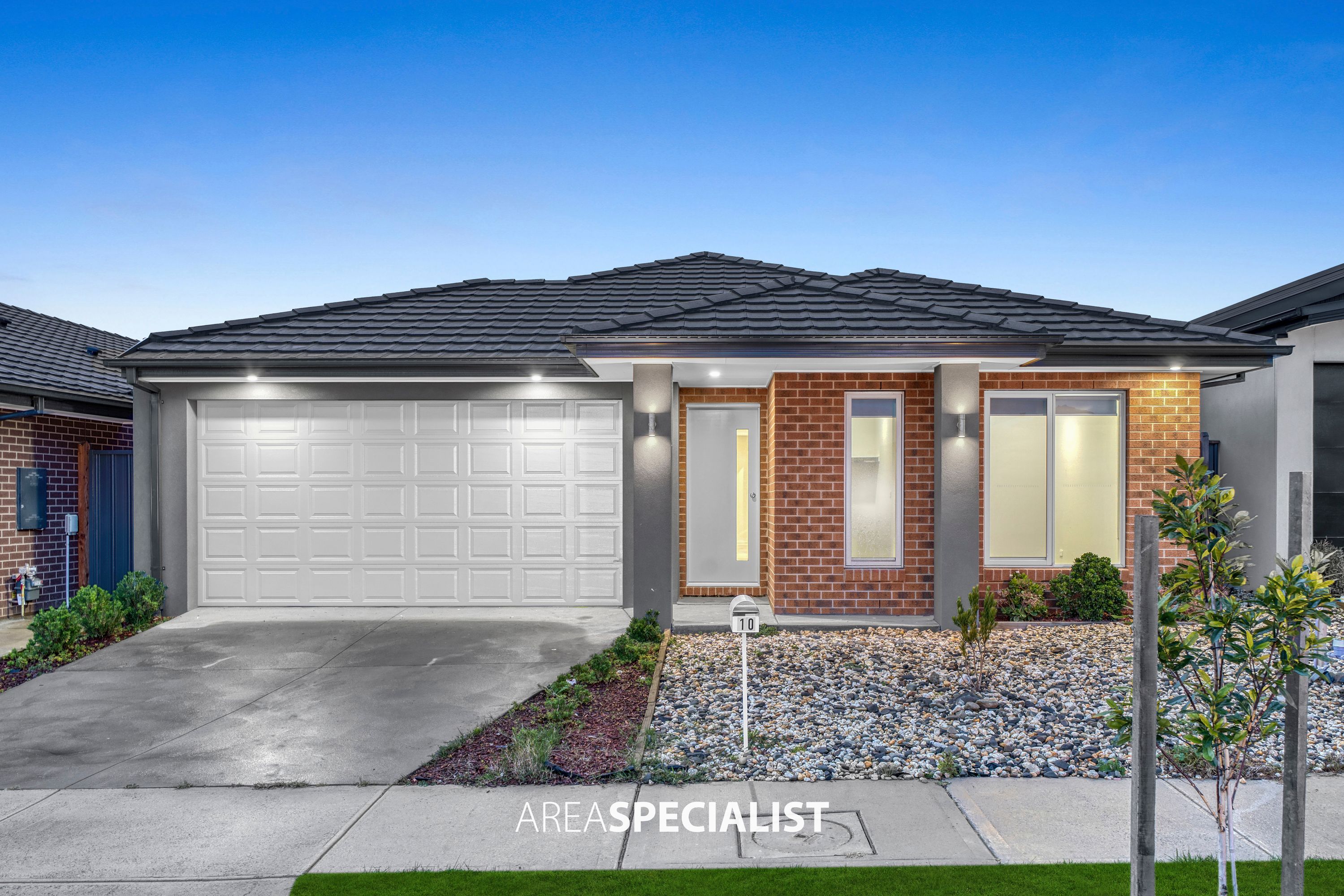 10 Ember Street, Clyde, Clyde - Image 1