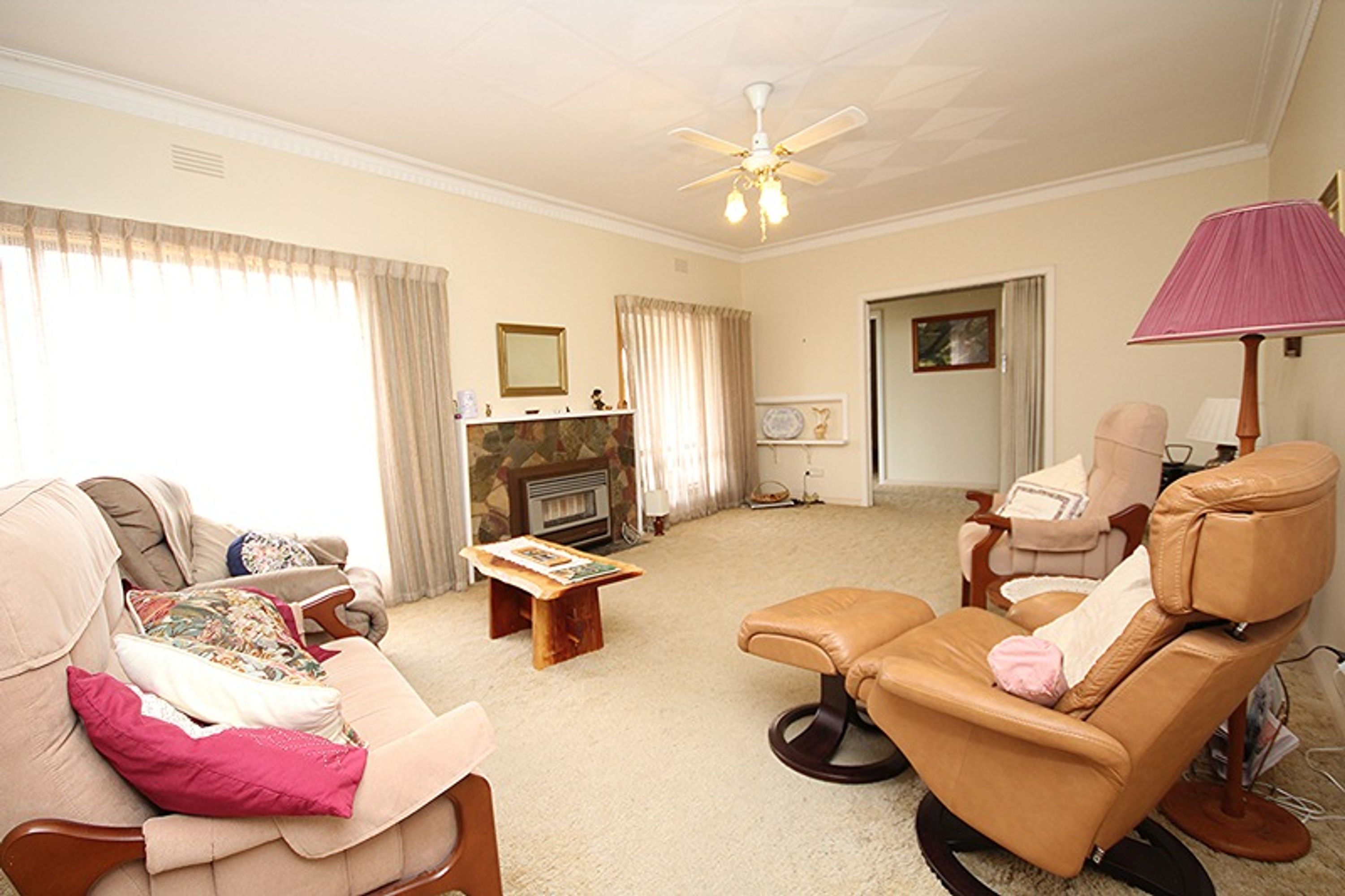 11 Lewis Street, Horsham VIC 3400, Horsham - Thumbnail 4