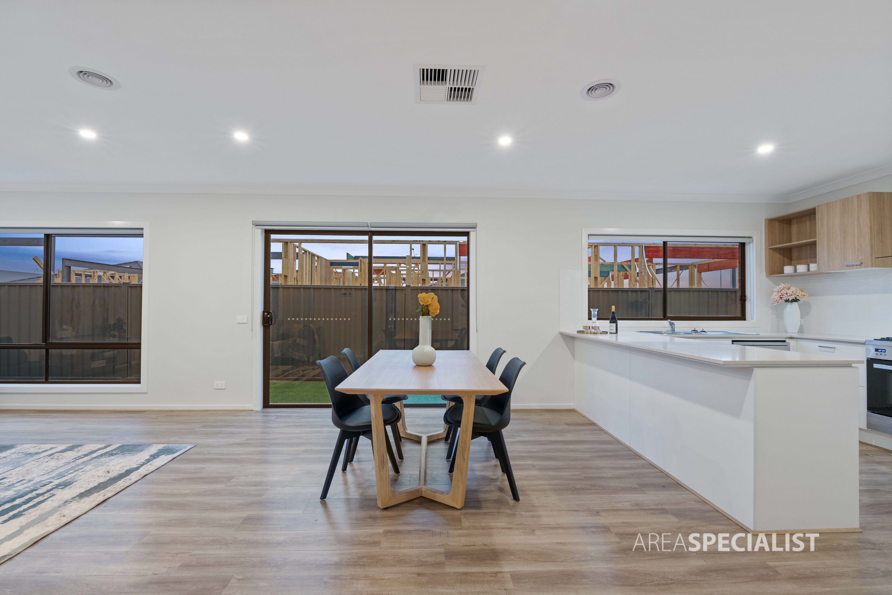 38 Locust Circuit, Tarneit, Tarneit - Thumbnail 8