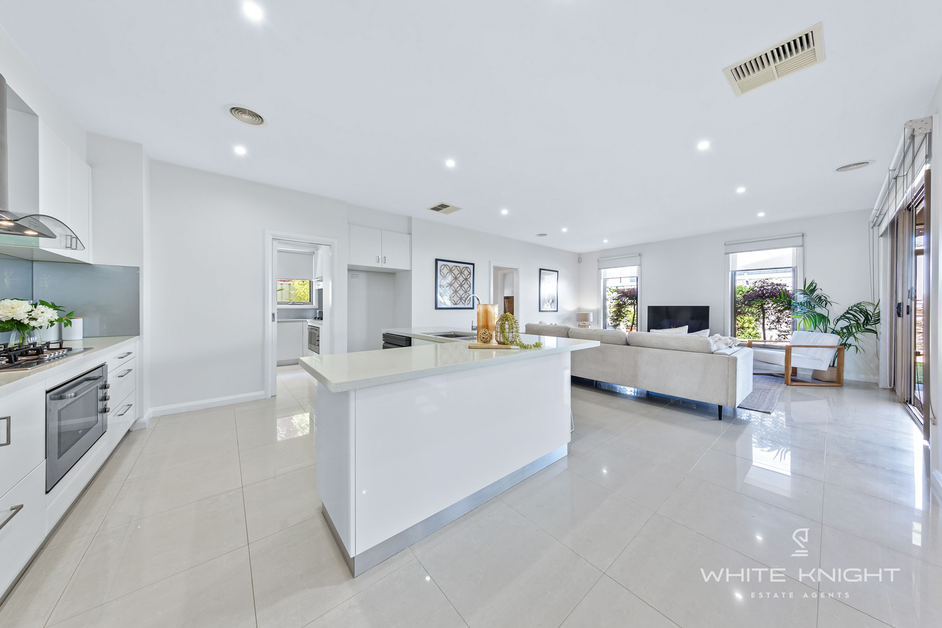 1 Benmore Court, Taylors Hill VIC 3037, Taylors Hill - Thumbnail 6