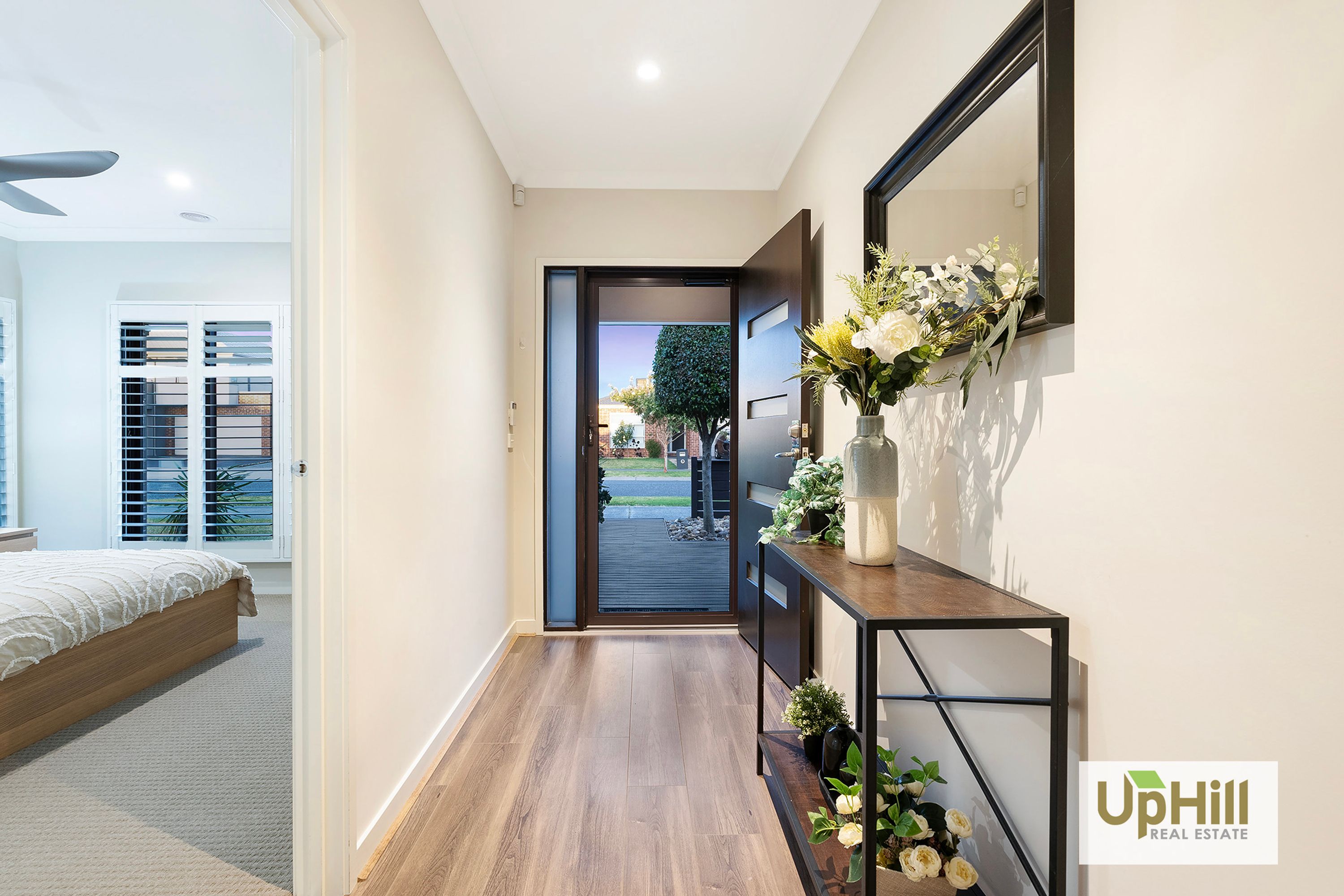 6 Turano Way, Clyde North - Thumbnail 2