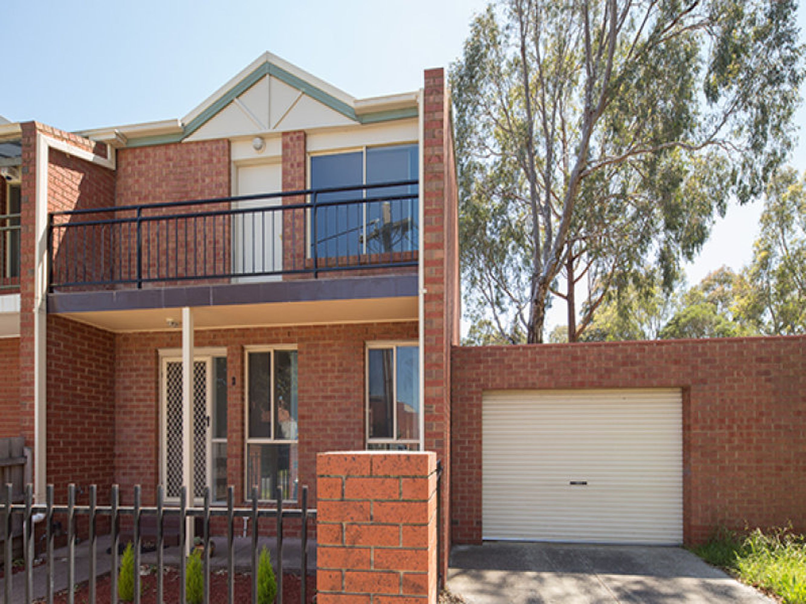 3 Lucian Avenue