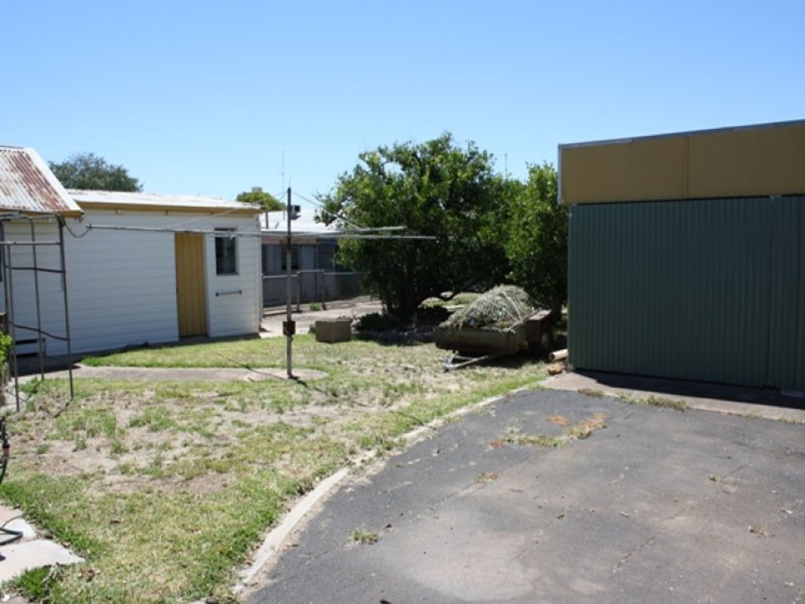 27 Henry Street, Horsham VIC 3400, Horsham - Thumbnail 5
