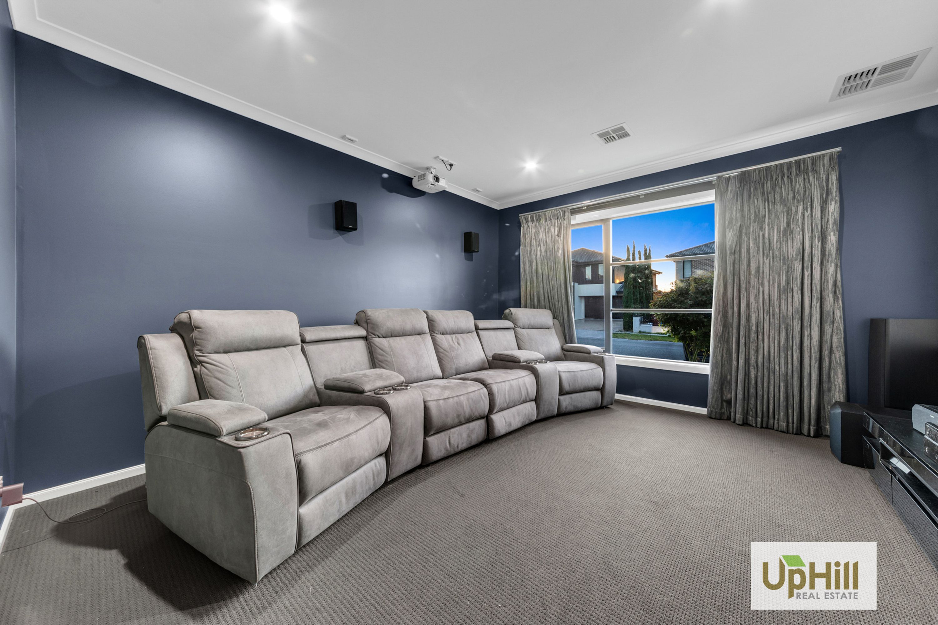 27 Picnic Avenue, Clyde North - Thumbnail 7