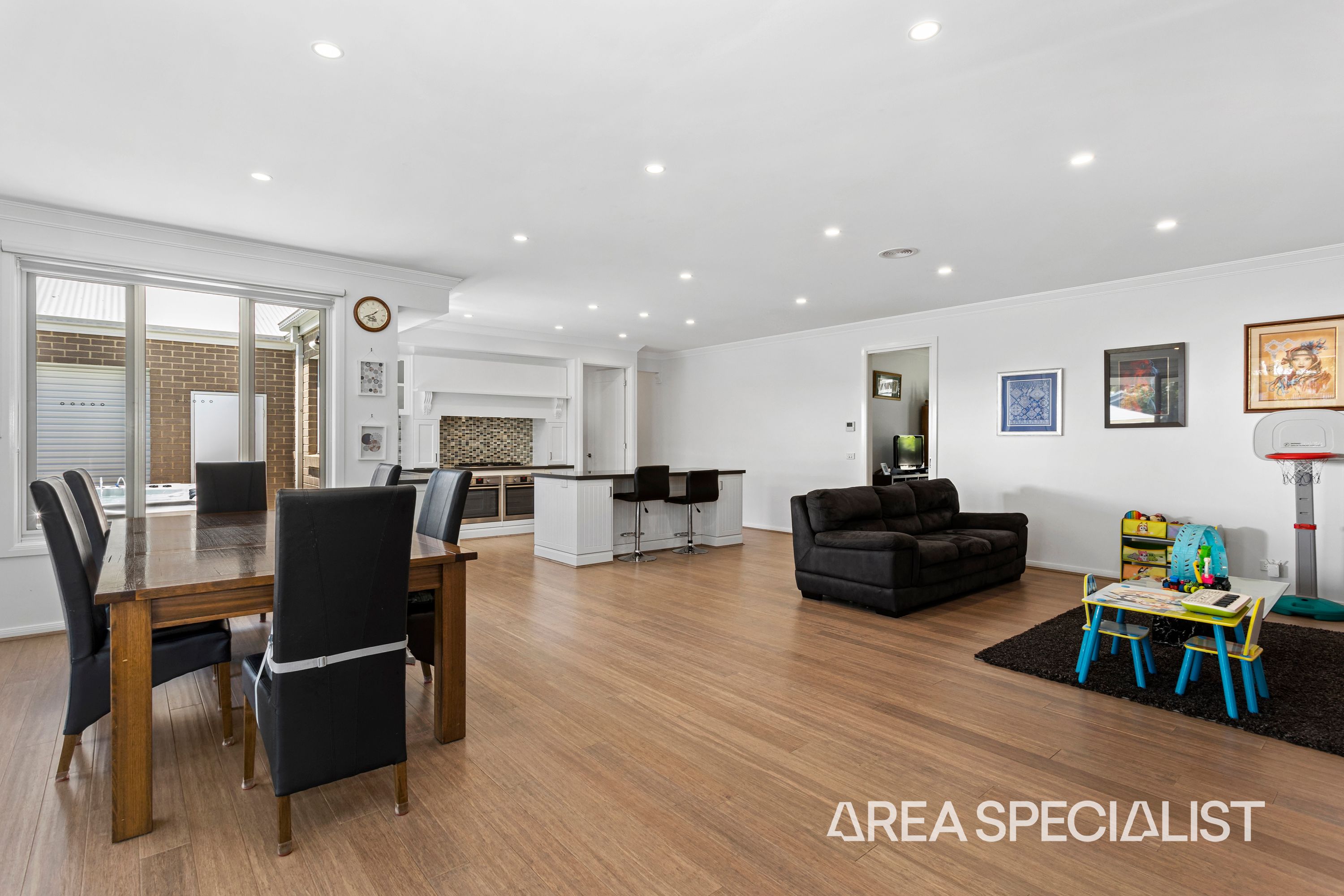 2B Henrys Road, Nyora - Thumbnail 8