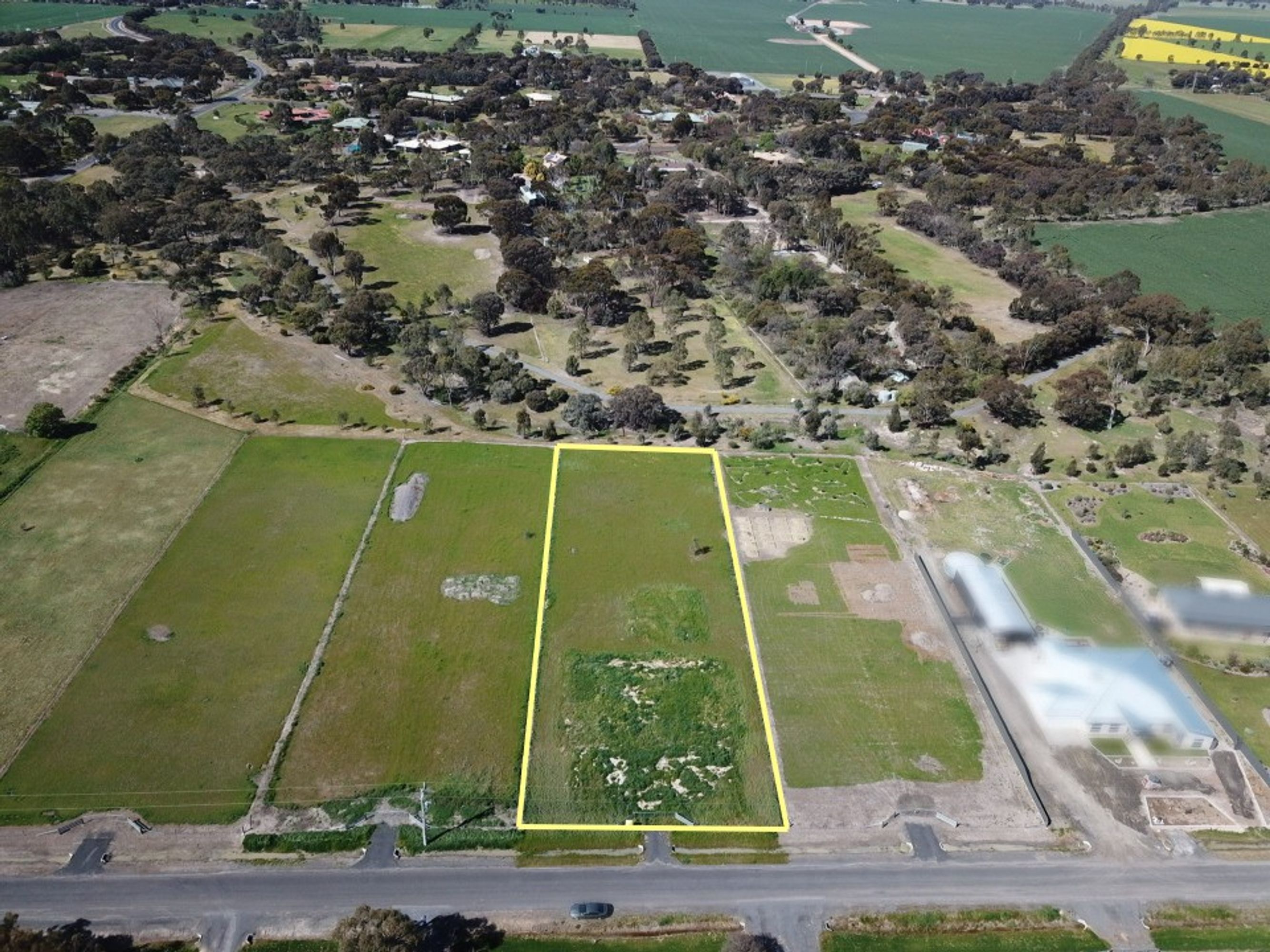 25 Walnut Avenue, Horsham, VIC 3400, Horsham - Thumbnail 2
