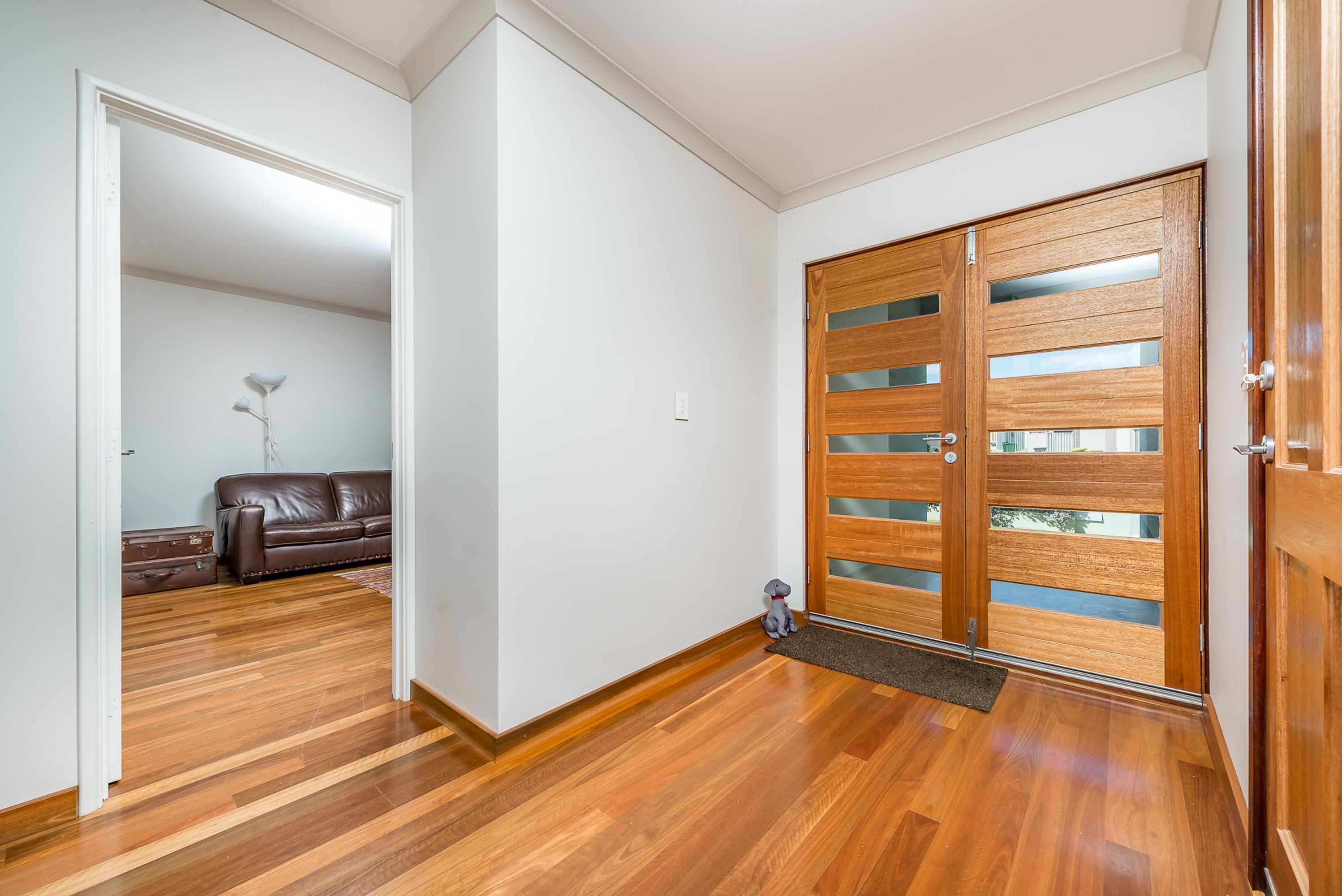 30 Blackpool Promenade, Iluka - Thumbnail 4