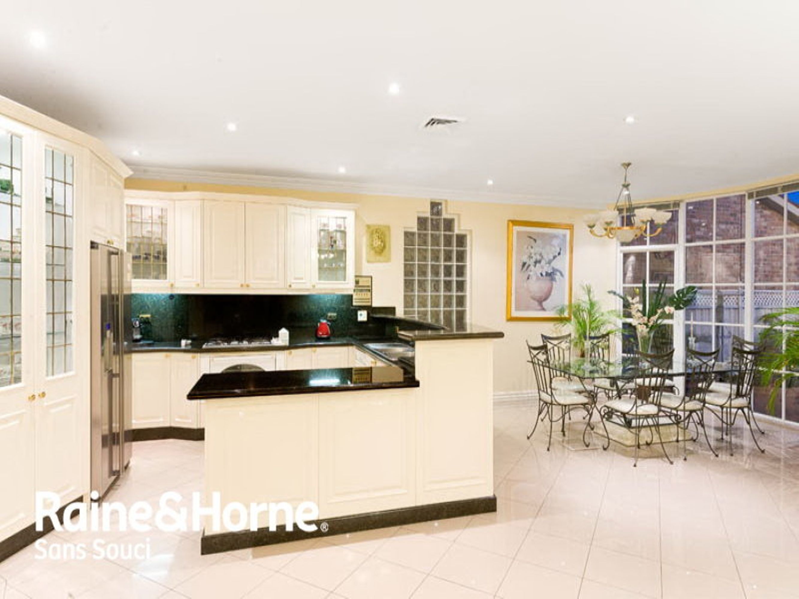 14 Bath Street, Monterey - Thumbnail 7