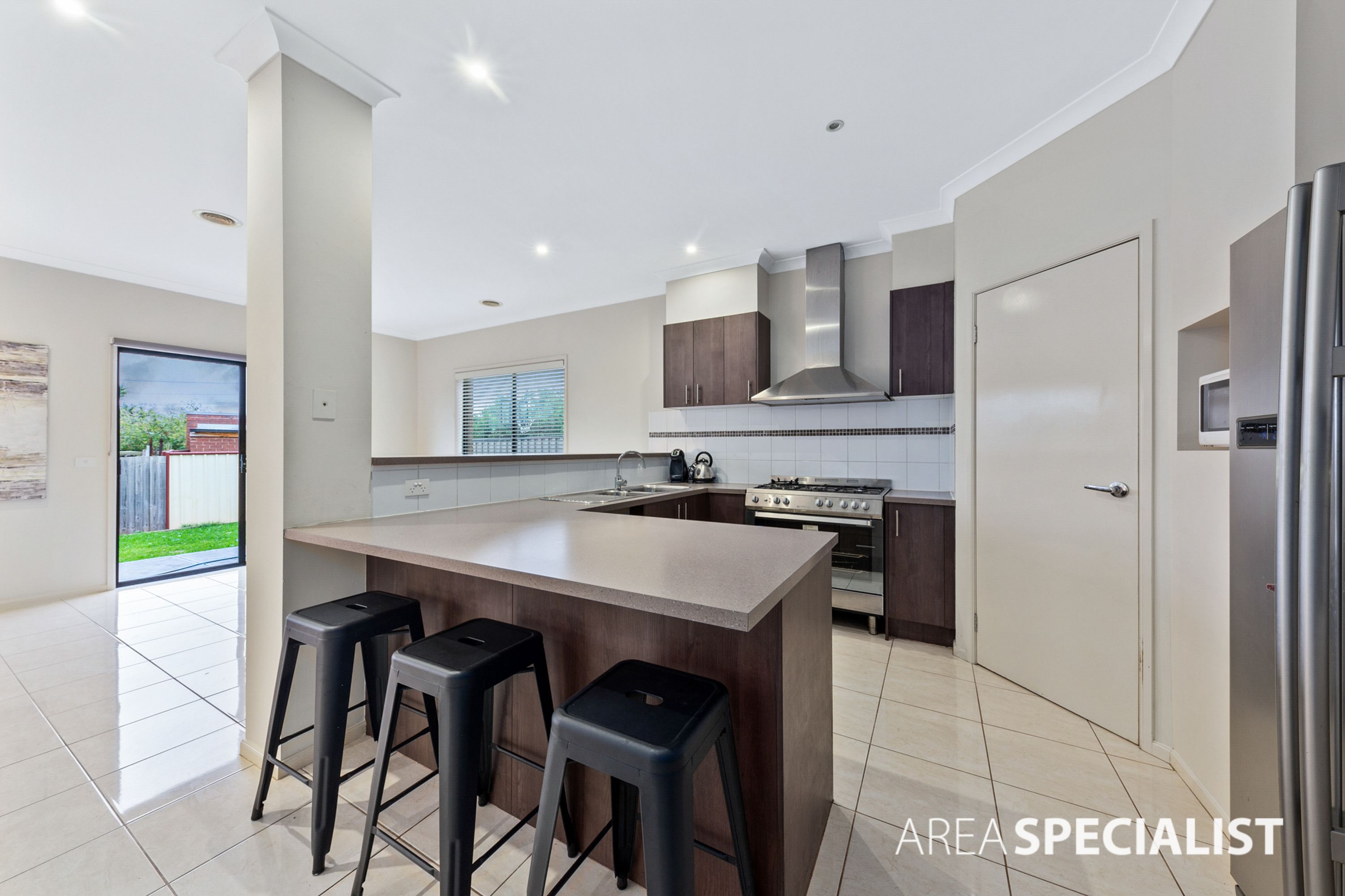 17 Waterside Drive, Burnside Heights VIC 3023, Burnside Heights - Thumbnail 5