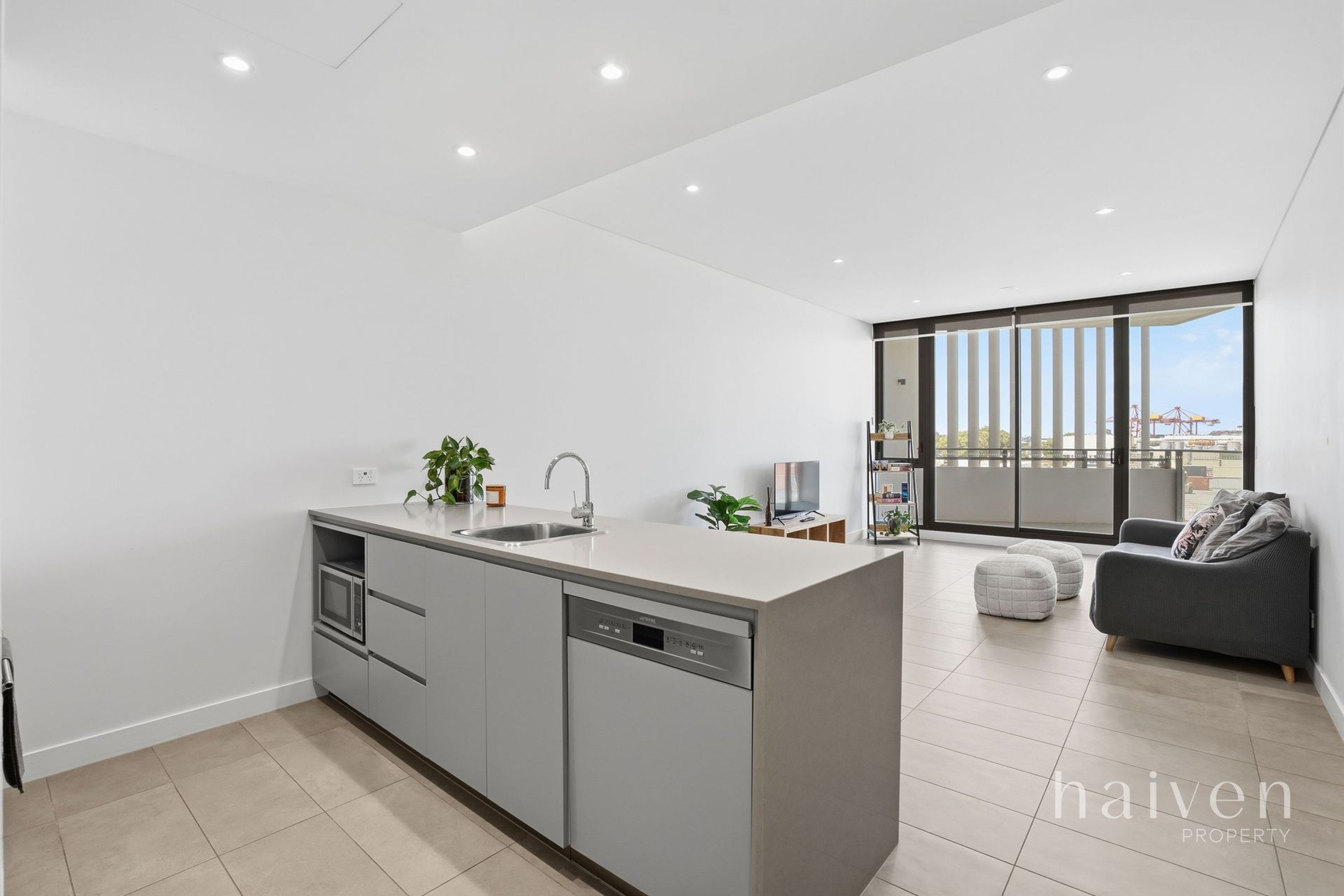 403/403/7 Cattalini Lane, North Fremantle - Image 1