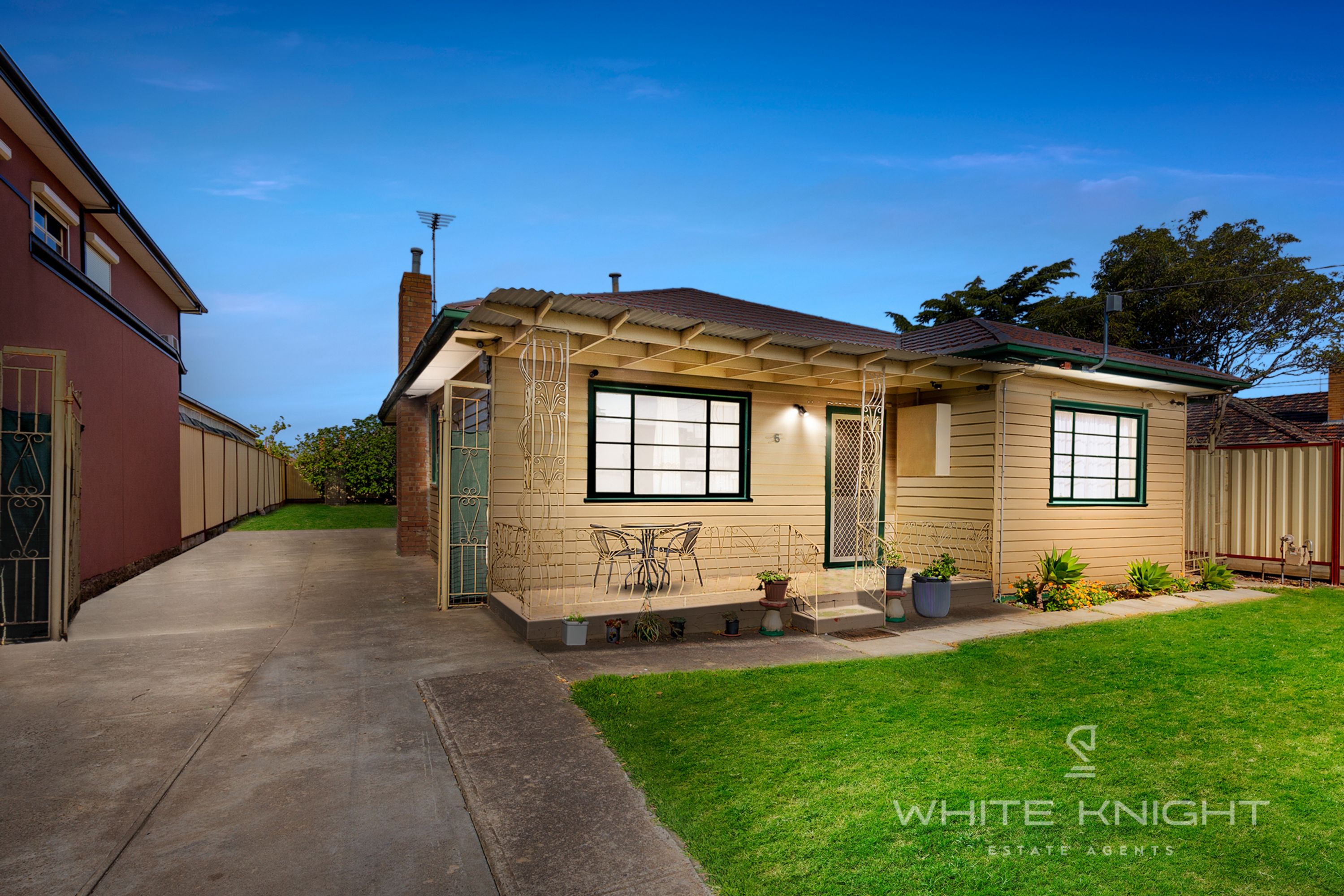6 Collins St, St Albans VIC 3021, St Albans - Thumbnail 2