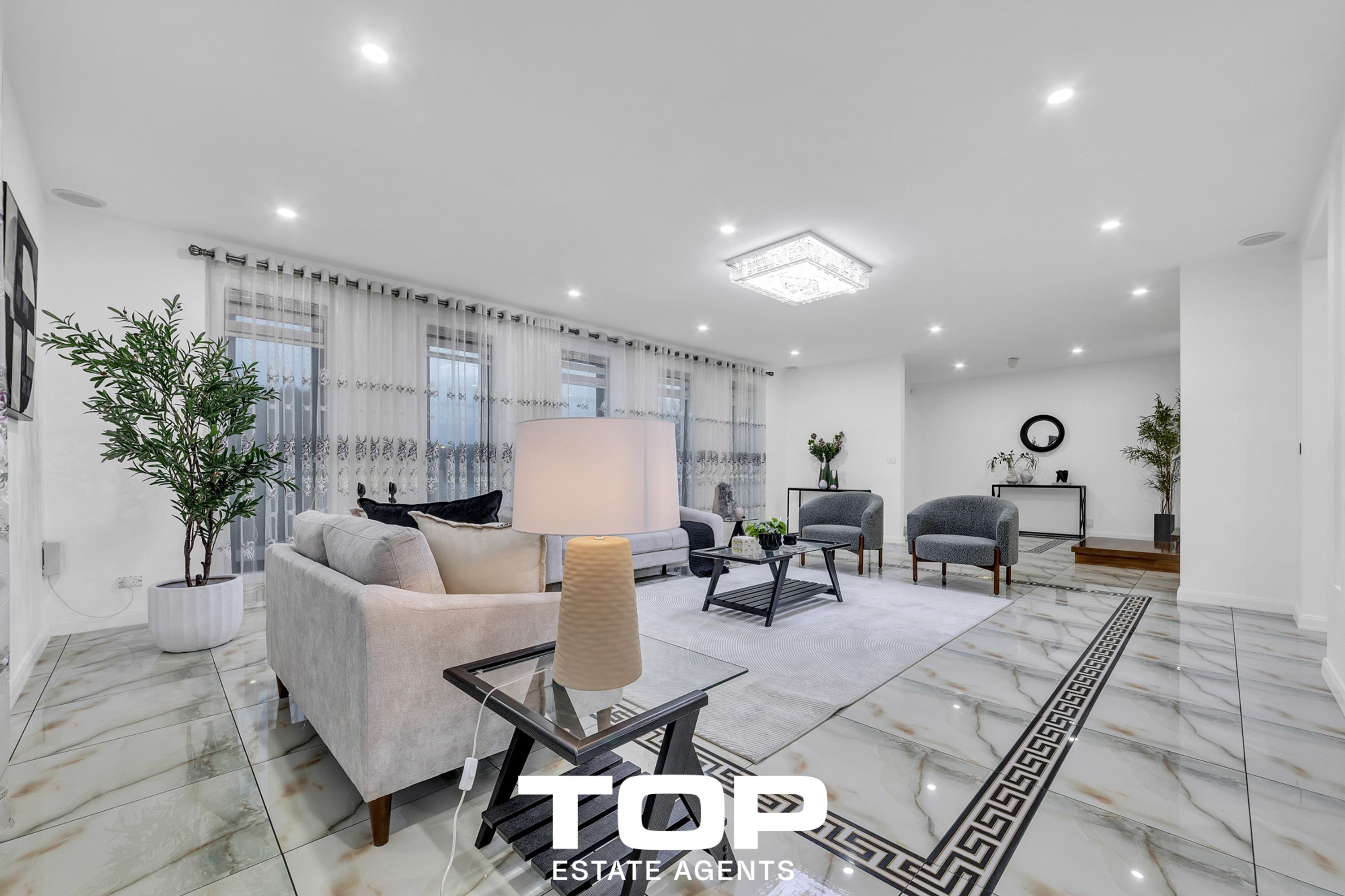 27 Epsilon Way, Lynbrook - Thumbnail 8