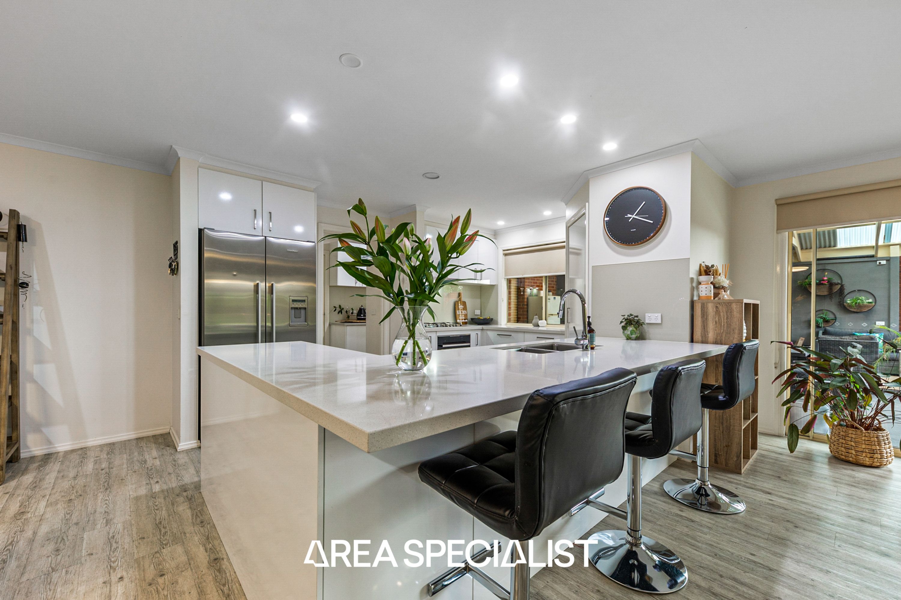 35 Adrian Drive, Pakenham - Thumbnail 3