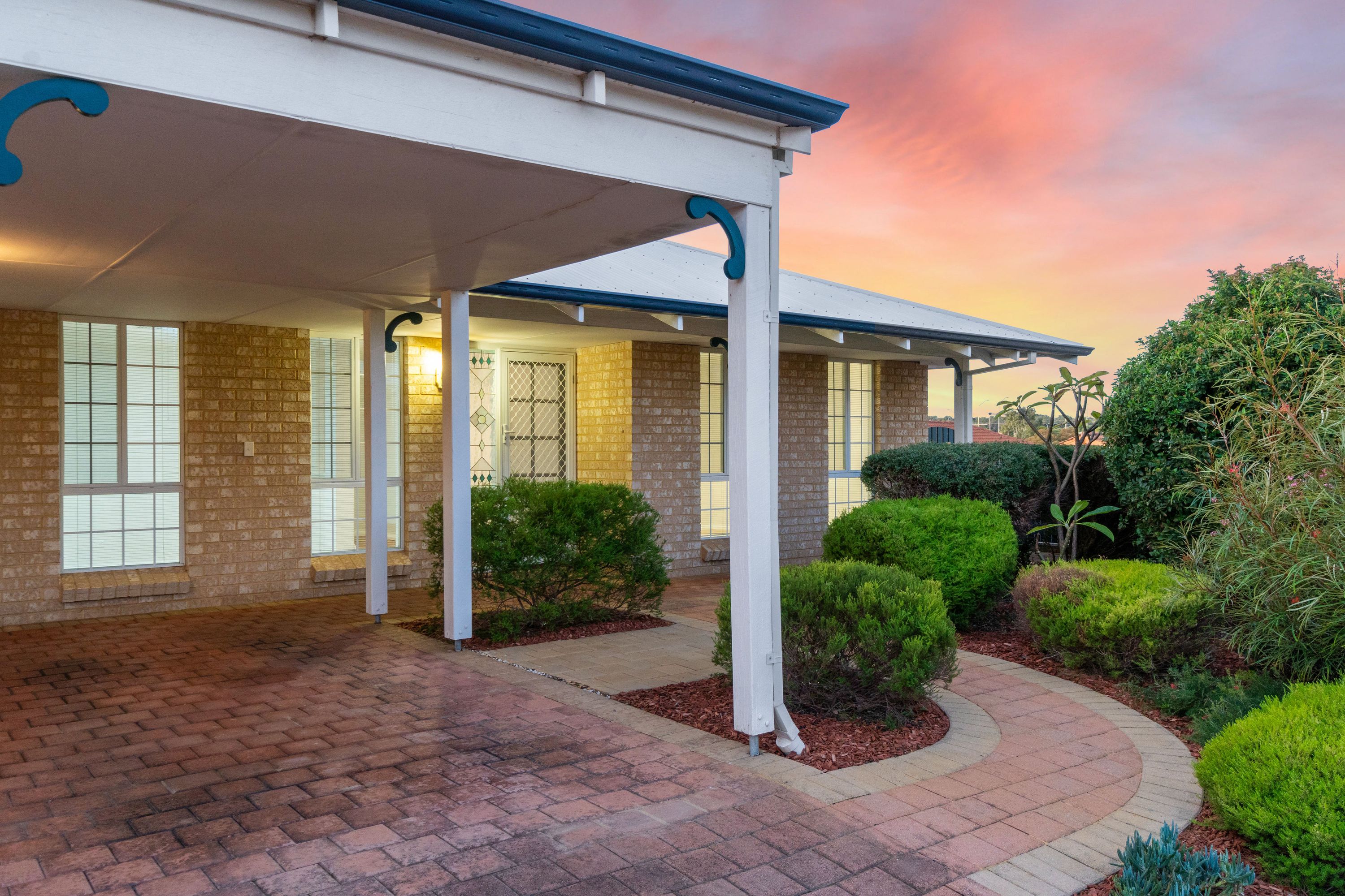 27 Doncaster Square, Currambine - Thumbnail 2