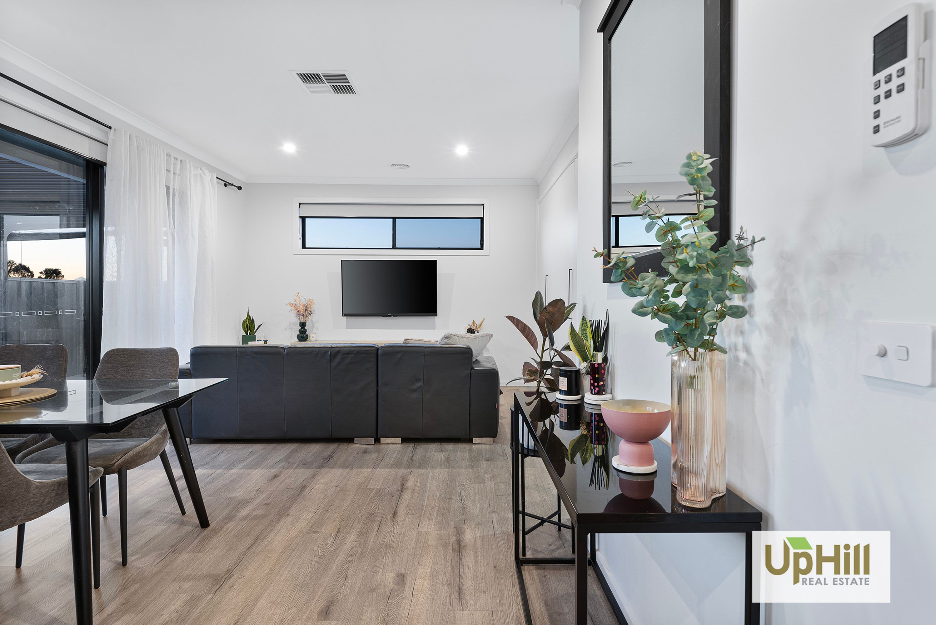 88 Athenaeum Avenue, Clyde North - Thumbnail 7