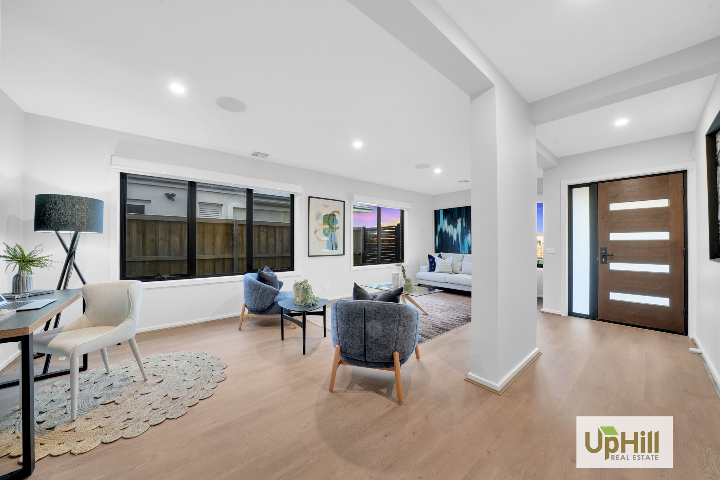 15 Burnbank Parade, Clyde North - Thumbnail 2