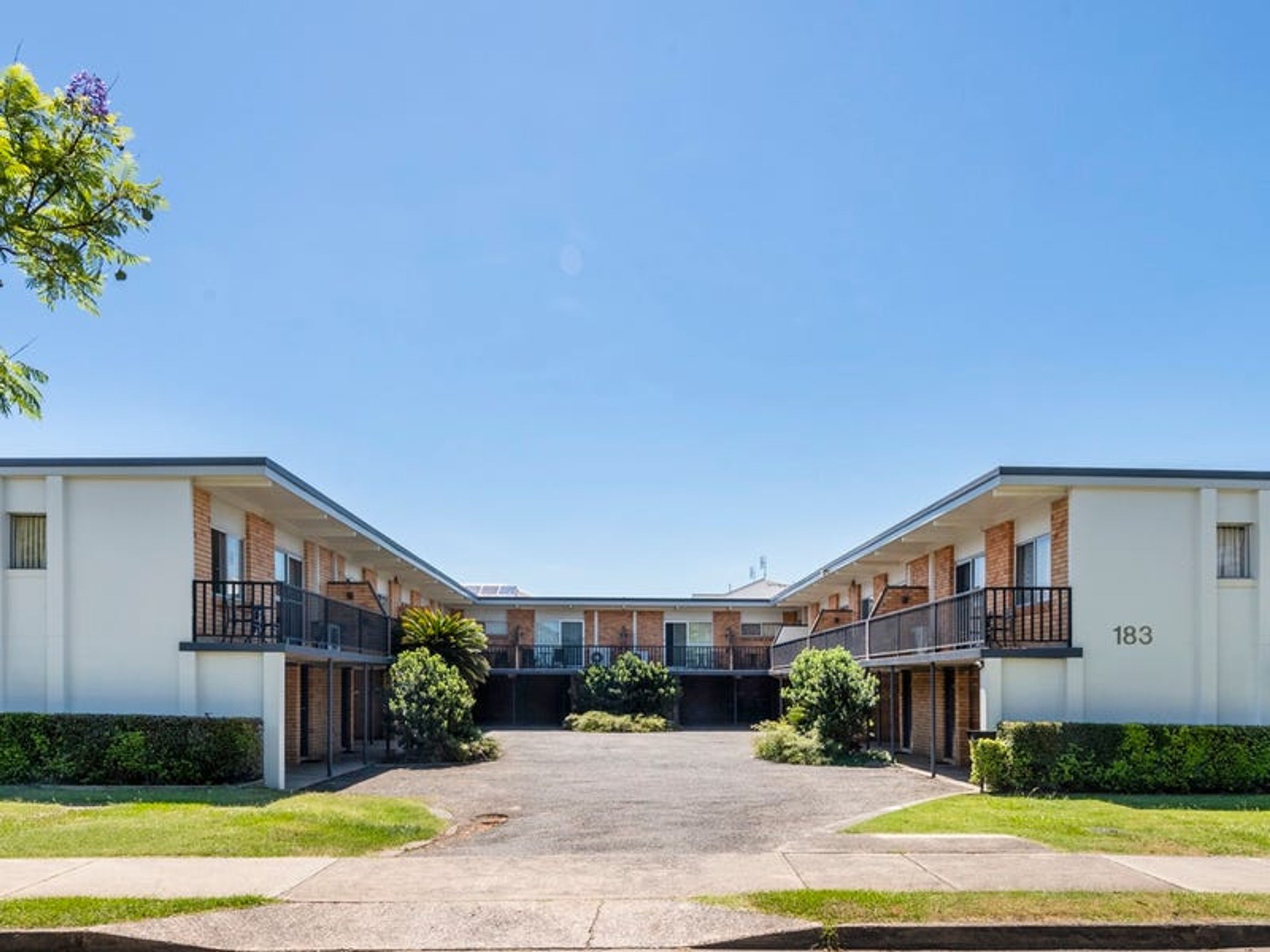 183-185 Prince Street, Grafton - Image 1