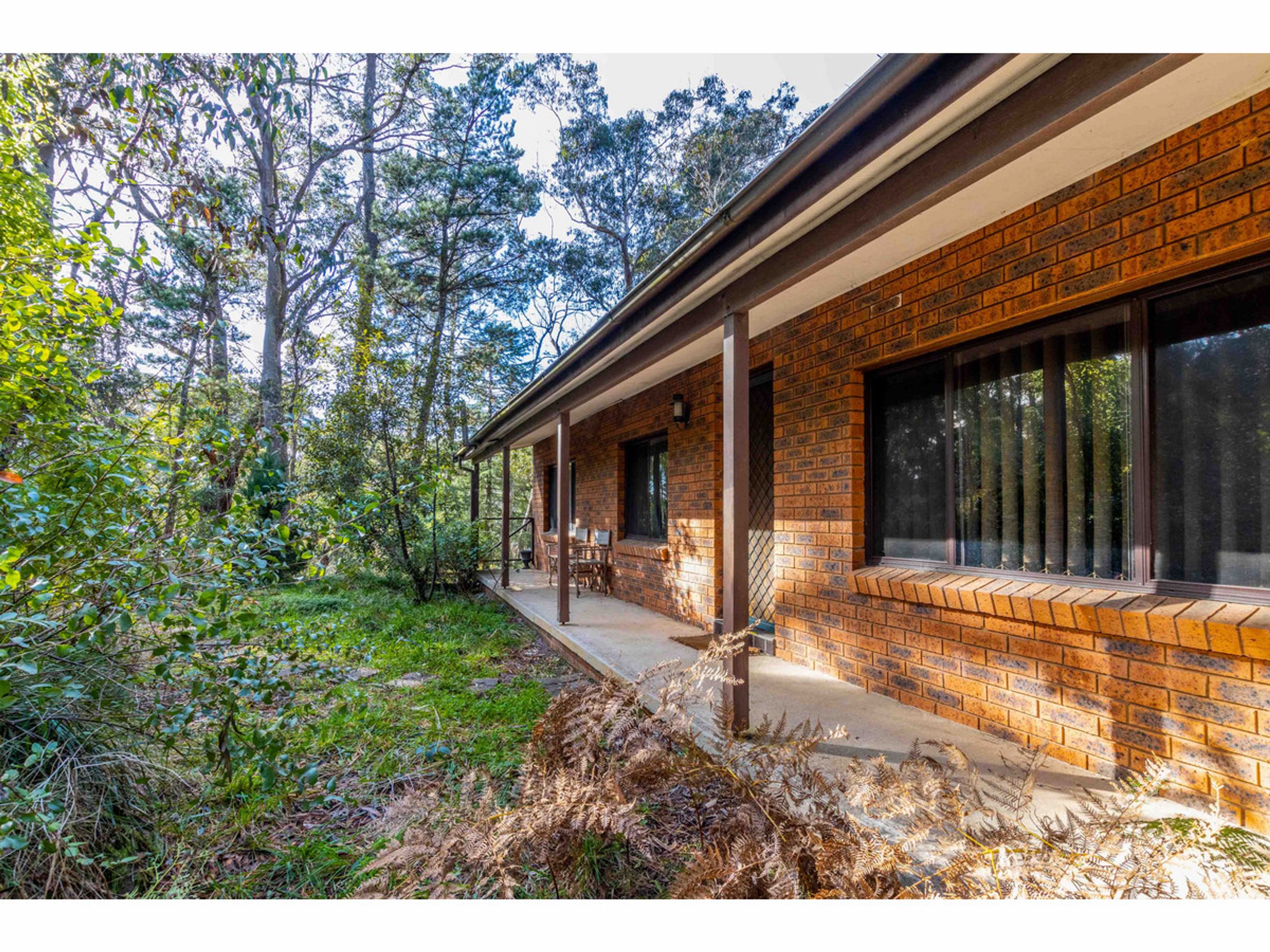 11 Fairlop Road, Medlow Bath - Thumbnail 2
