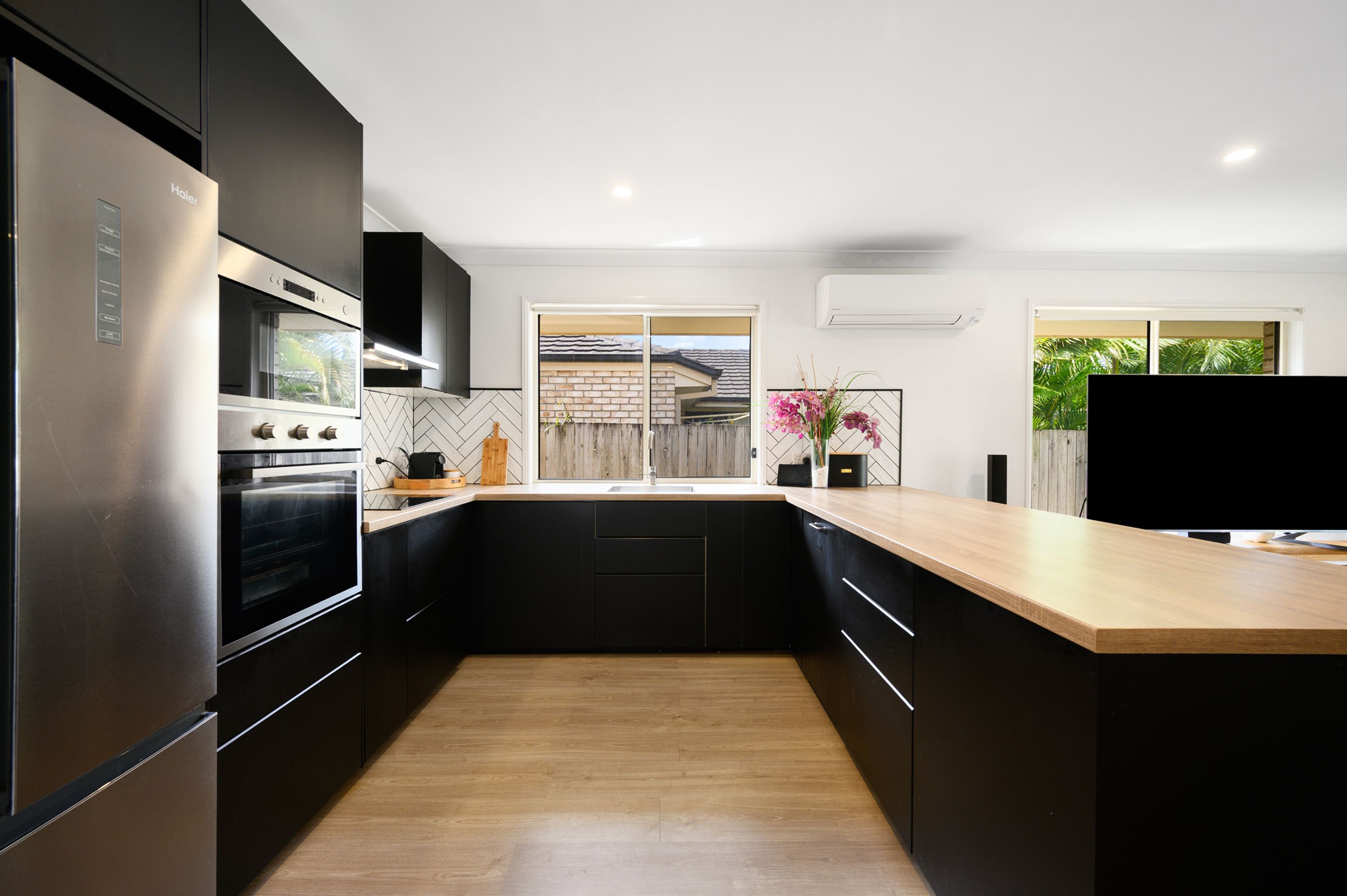 23 Hydrangea Street, Ormeau - Image 1