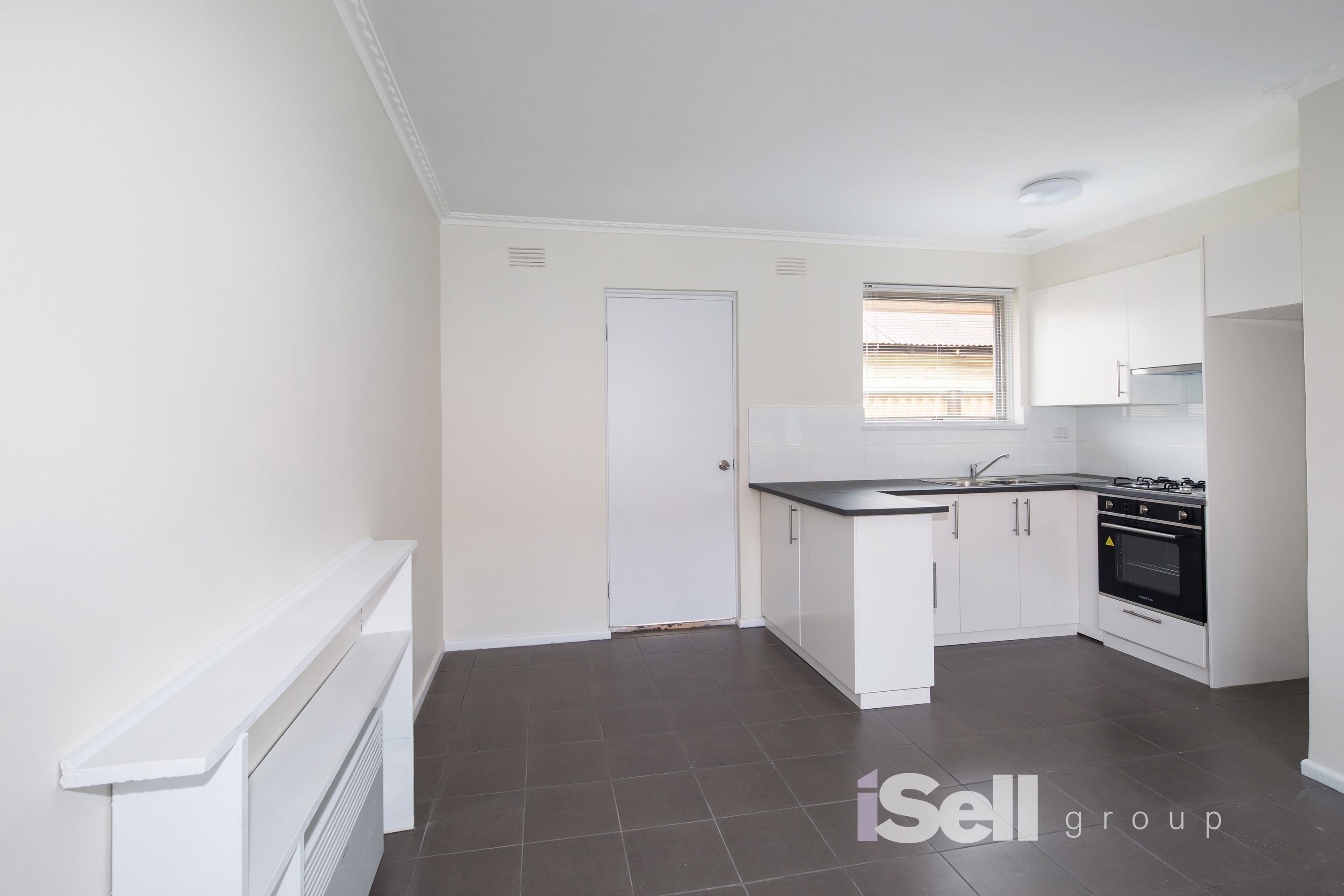 3/40 Albert Avenue, Springvale - Thumbnail 2