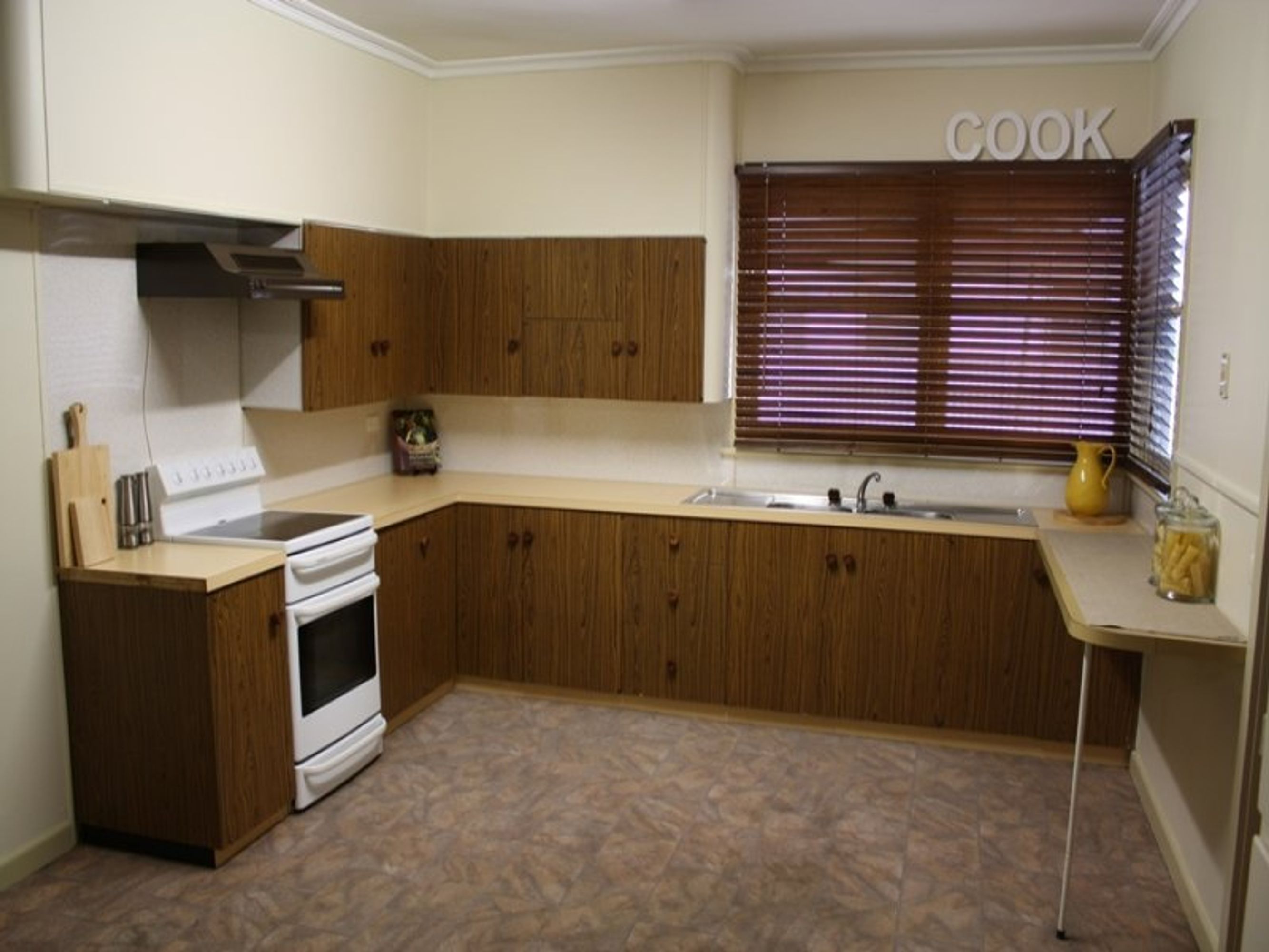 37 Kalkee Road, Horsham VIC 3400, Horsham - Thumbnail 3