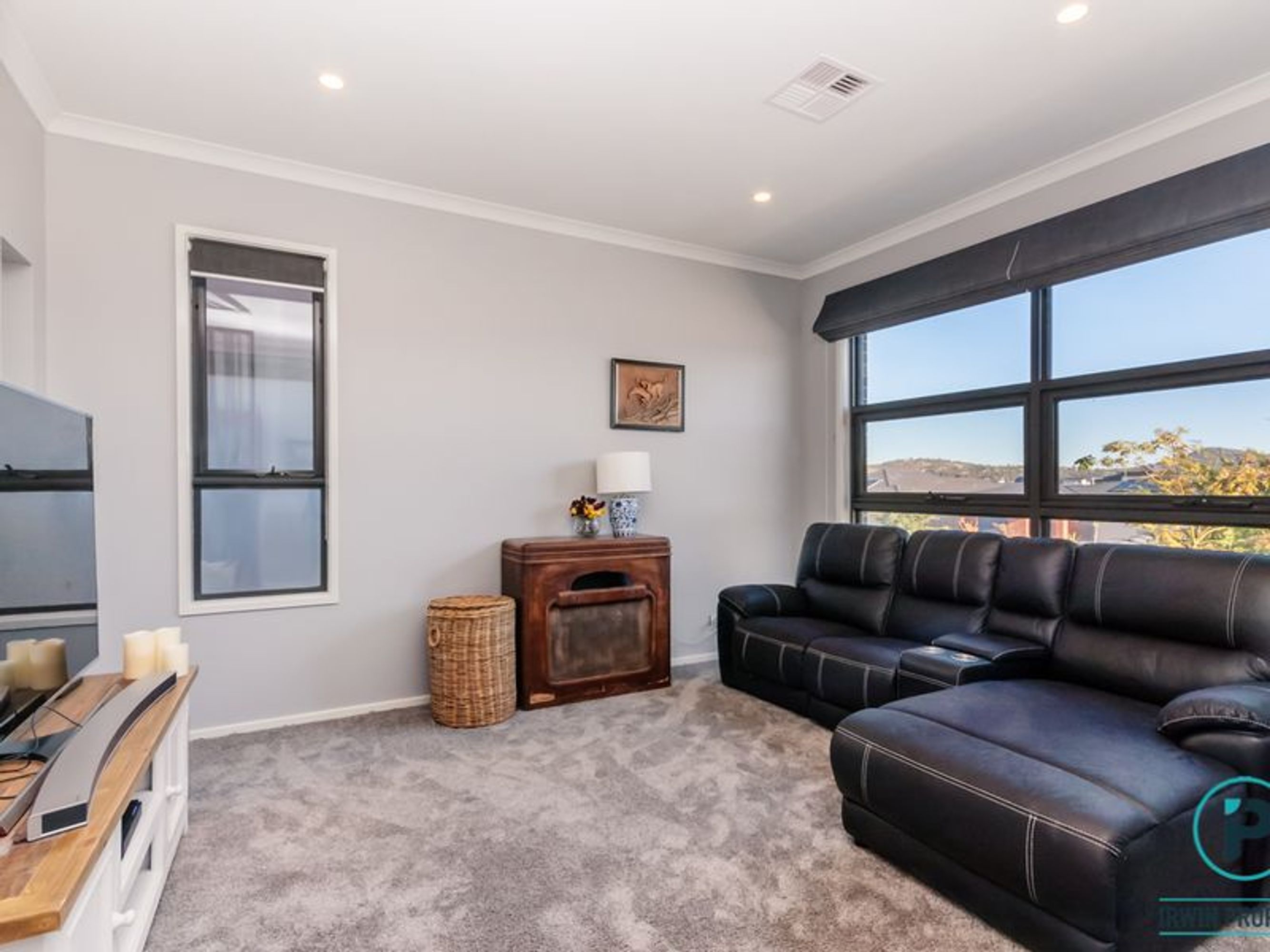 15 Janine Haines Terrace, Coombs - Thumbnail 4