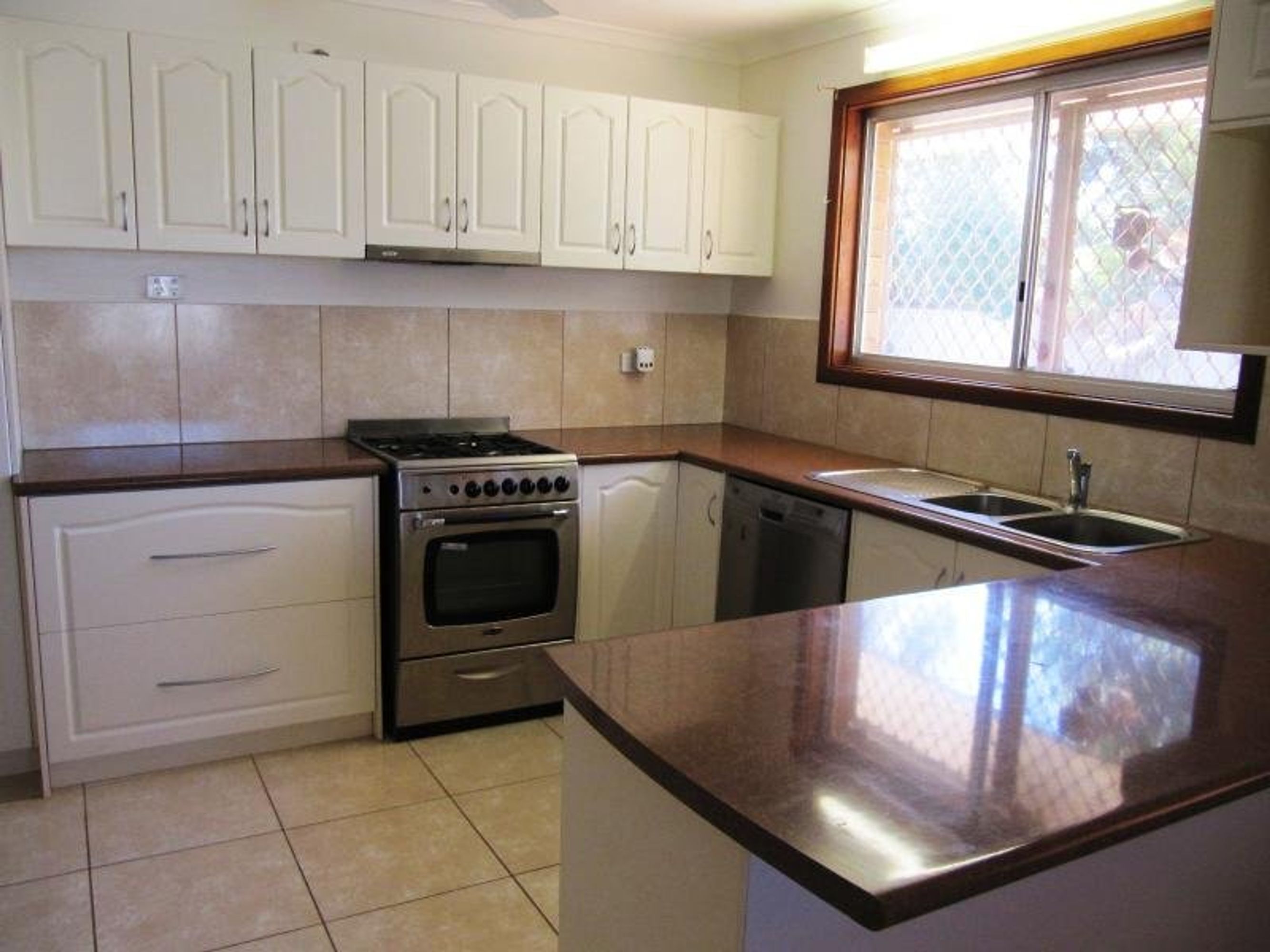 20 Baler Close, South Hedland, South Hedland - Thumbnail 5