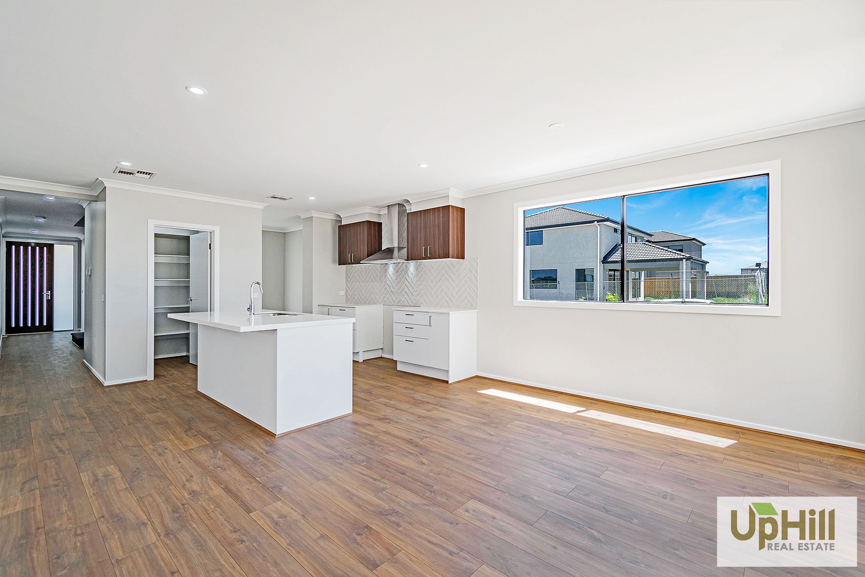 30 Domingo Avenue, Clyde North - Thumbnail 6