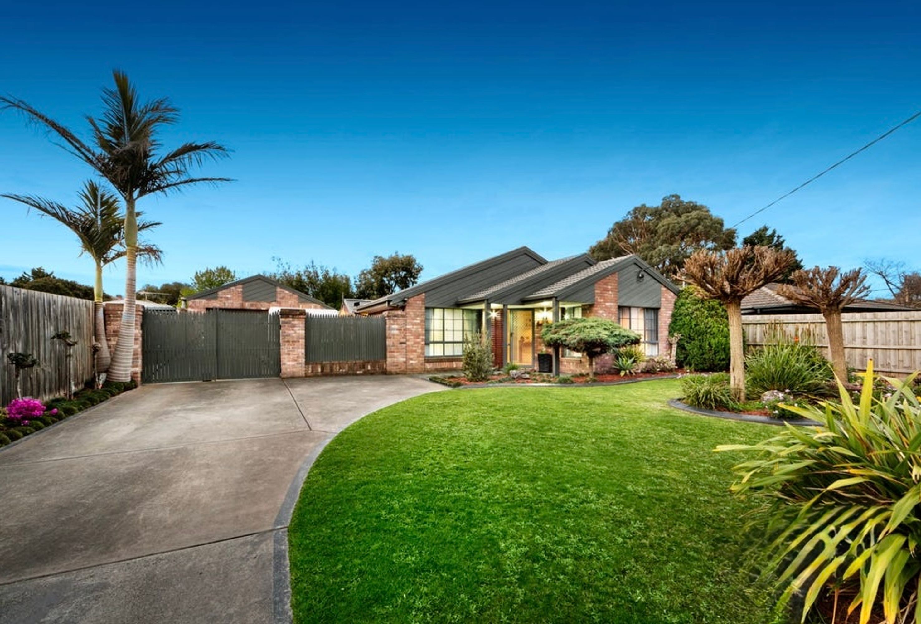 12 Cameron Way, Pakenham, Pakenham - Image 1