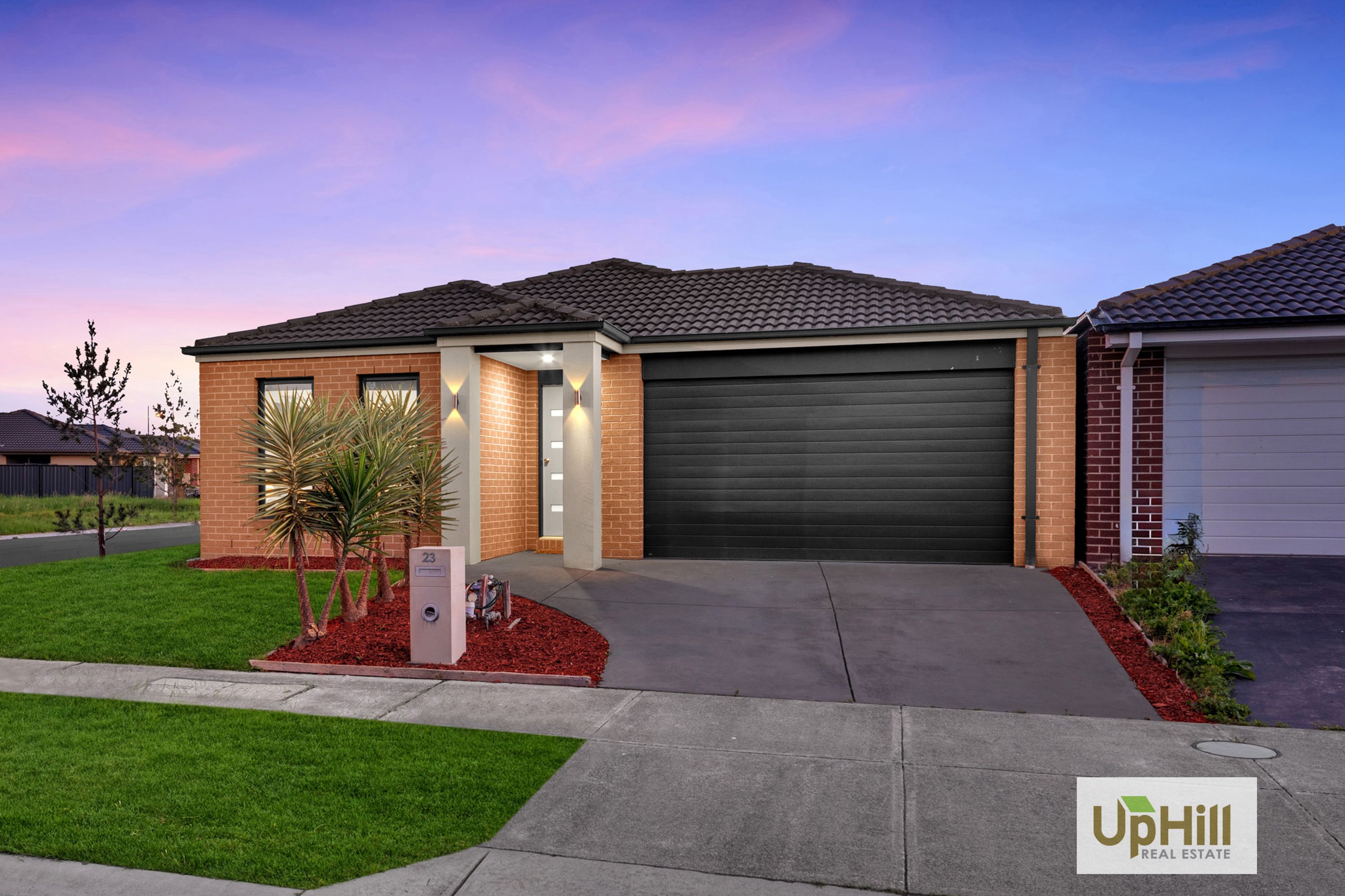 23 Pinnacle Drive, Pakenham - Thumbnail 2