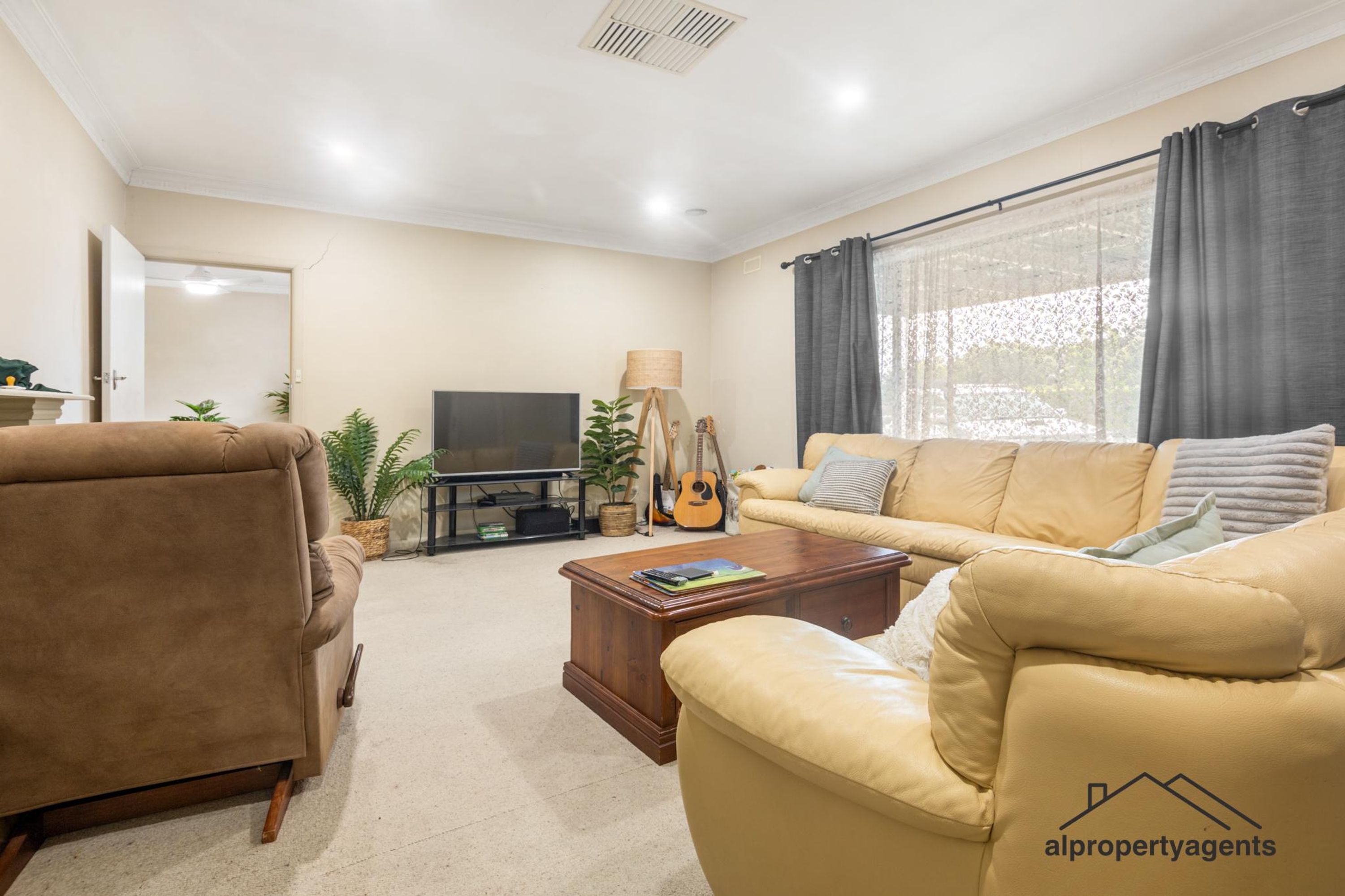19 Landy Street, Horsham VIC 3400, Horsham - Thumbnail 4