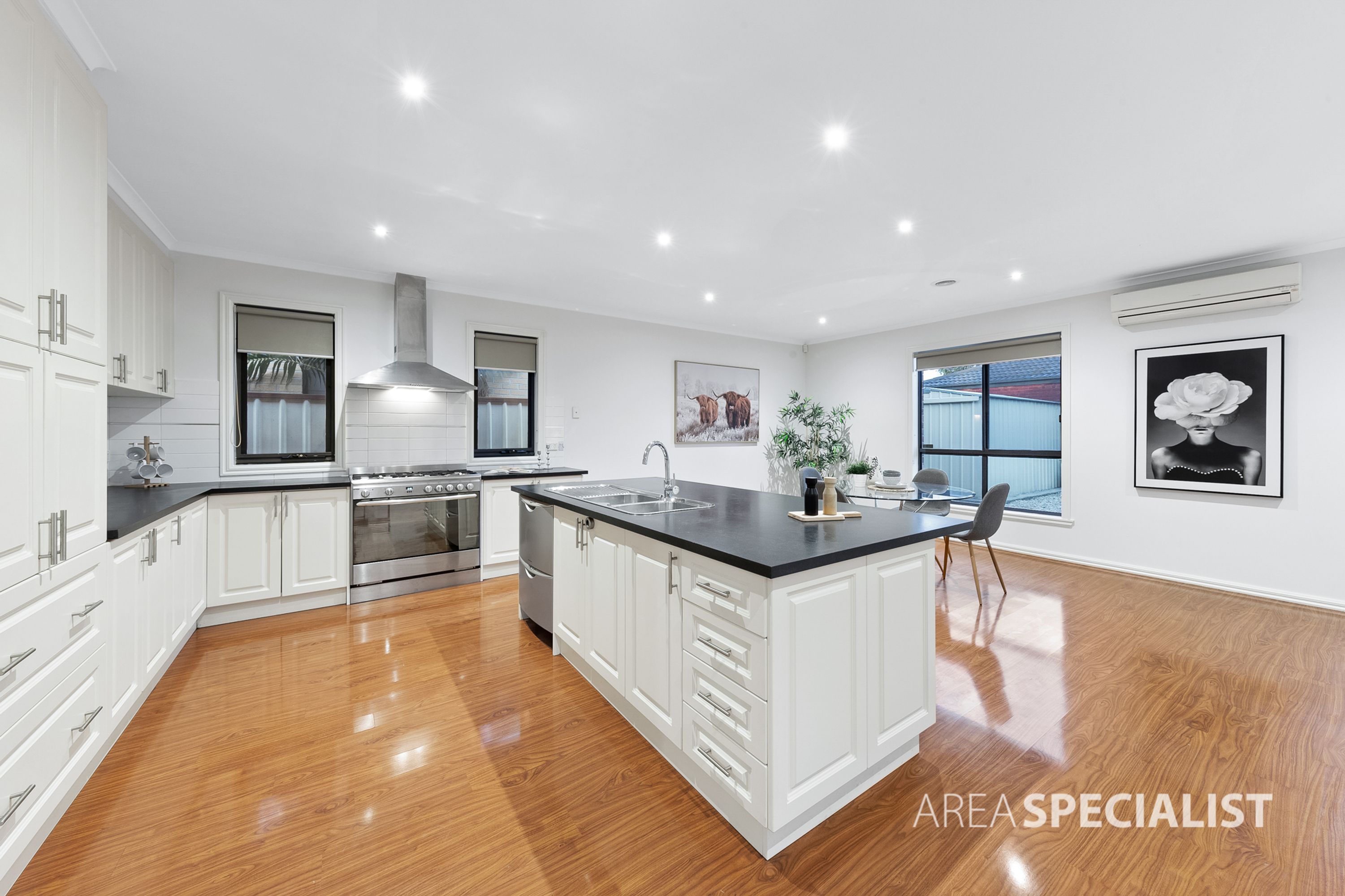 8 Mitchley Court, St Albans VIC 3021, St Albans - Thumbnail 5
