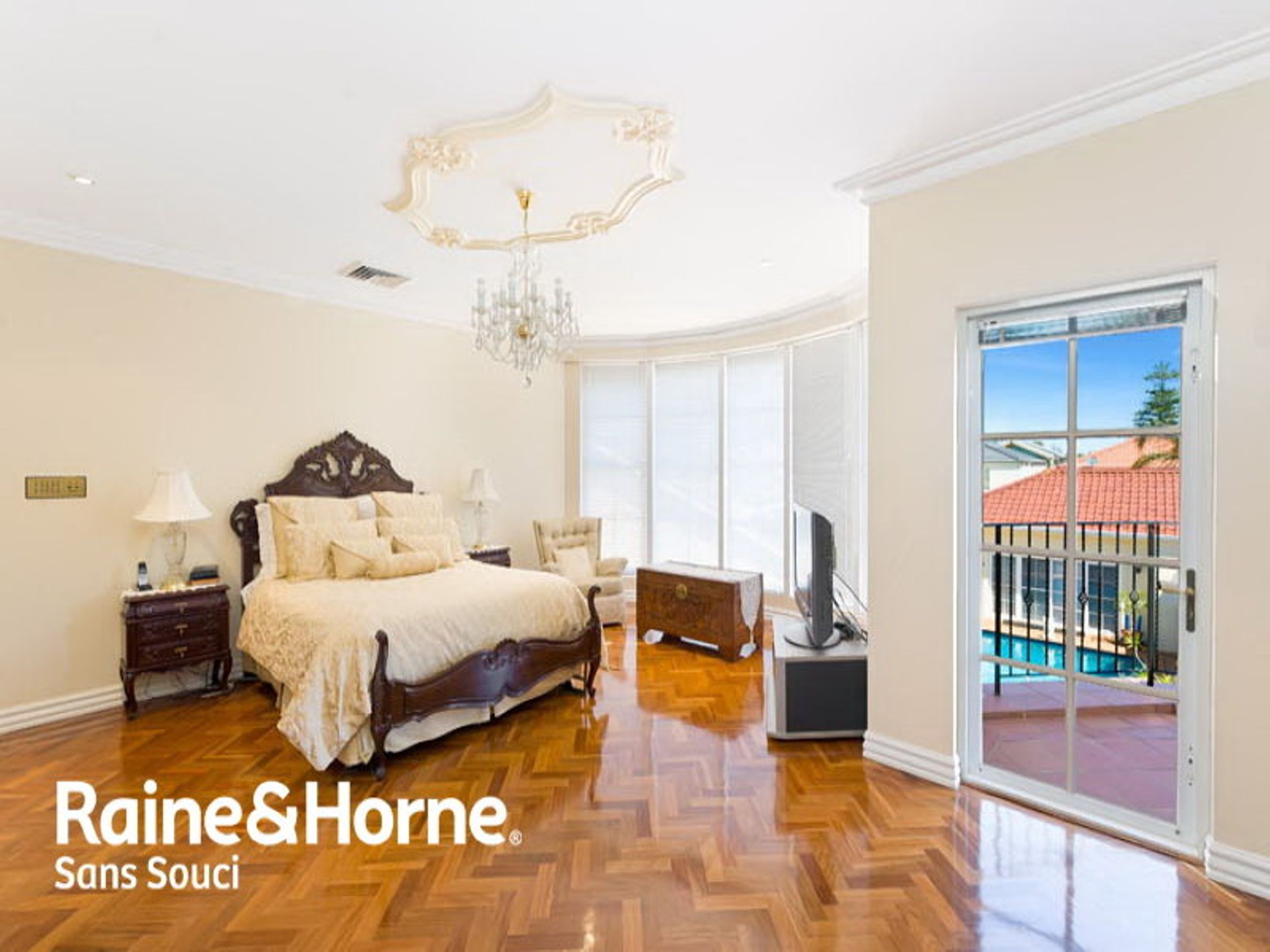 14 Bath Street, Monterey - Thumbnail 5