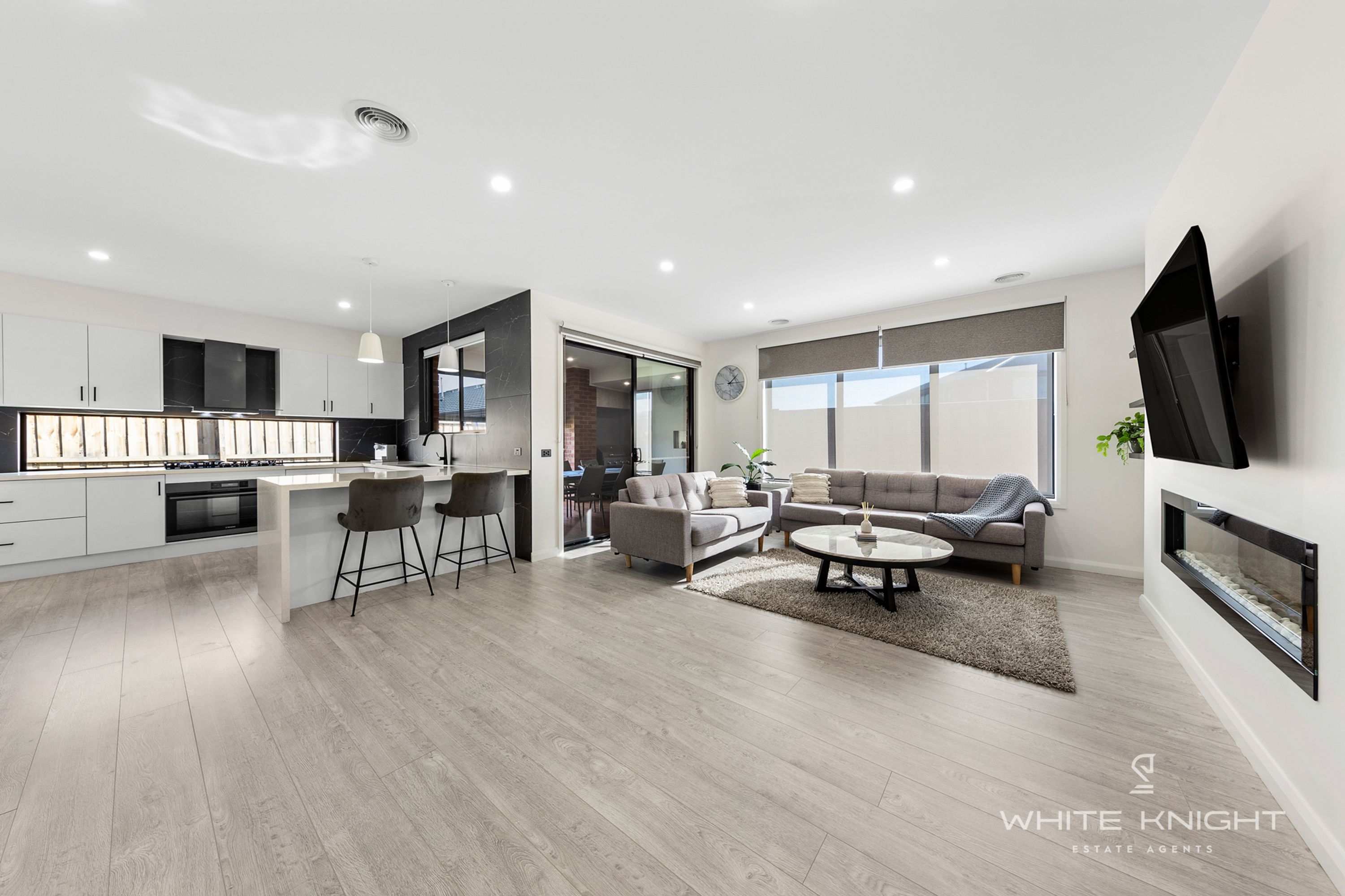 29 Kalinda Avenue, Deanside VIC 3336, Deanside - Thumbnail 3