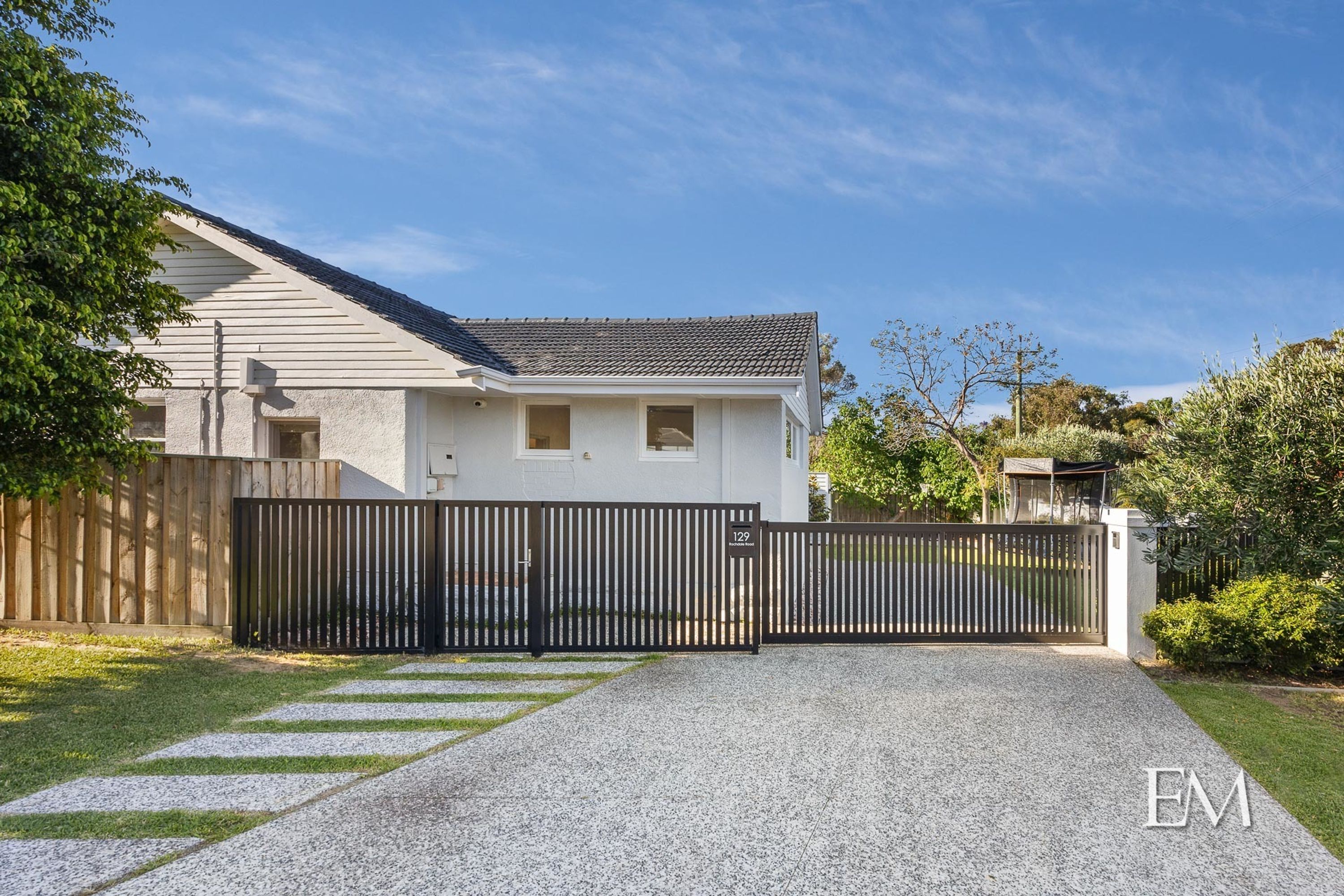 129 Rochdale Road, Mount Claremont - Image 1