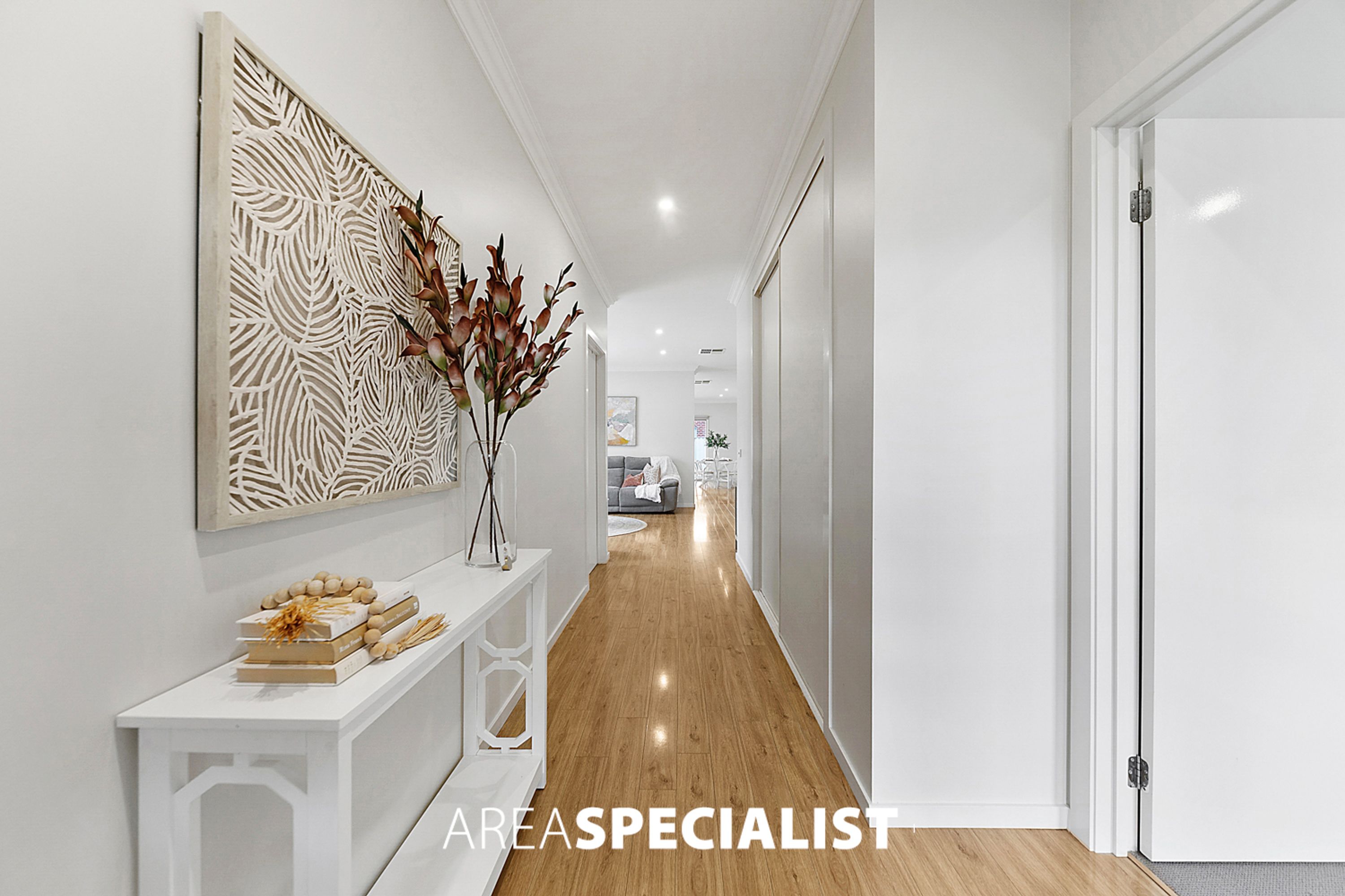 2 Fable Grove, Pakenham - Thumbnail 4